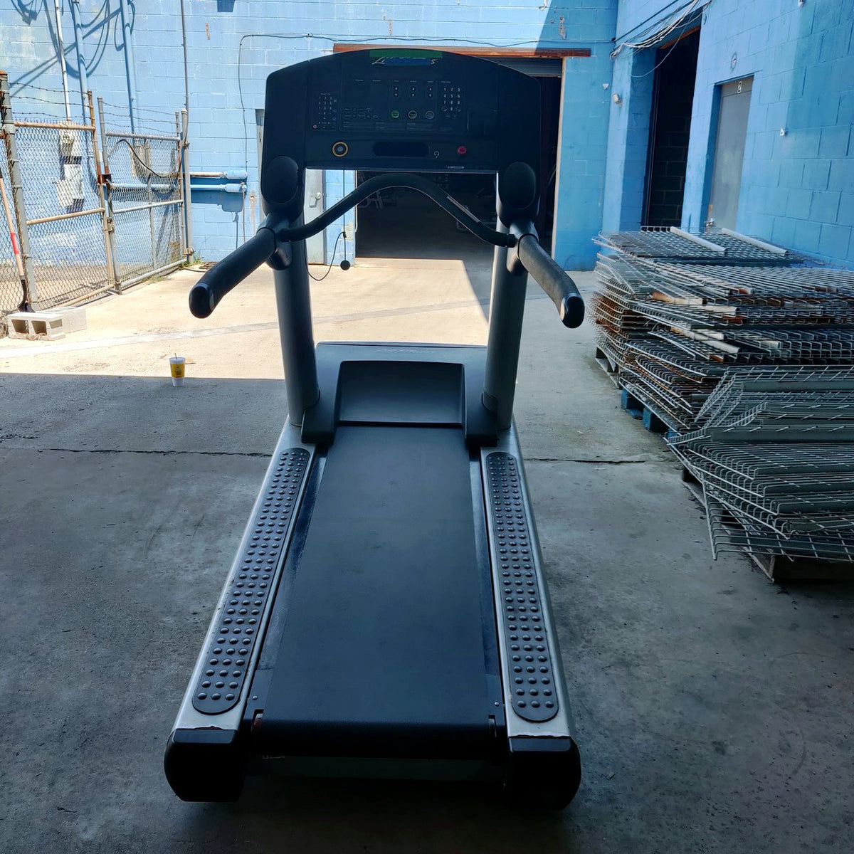 Refurbished Life Fitness Integrity Series Treadmill CLST