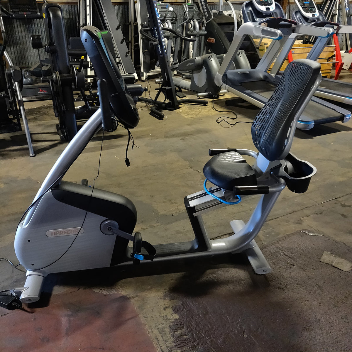 Precor RBK 885 Recumbent Bike w/ P82 Console