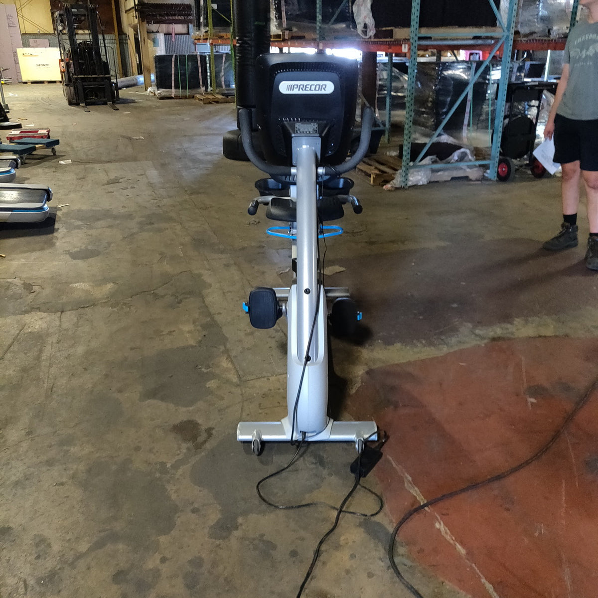 Precor RBK 885 Recumbent Bike w/ P82 Console
