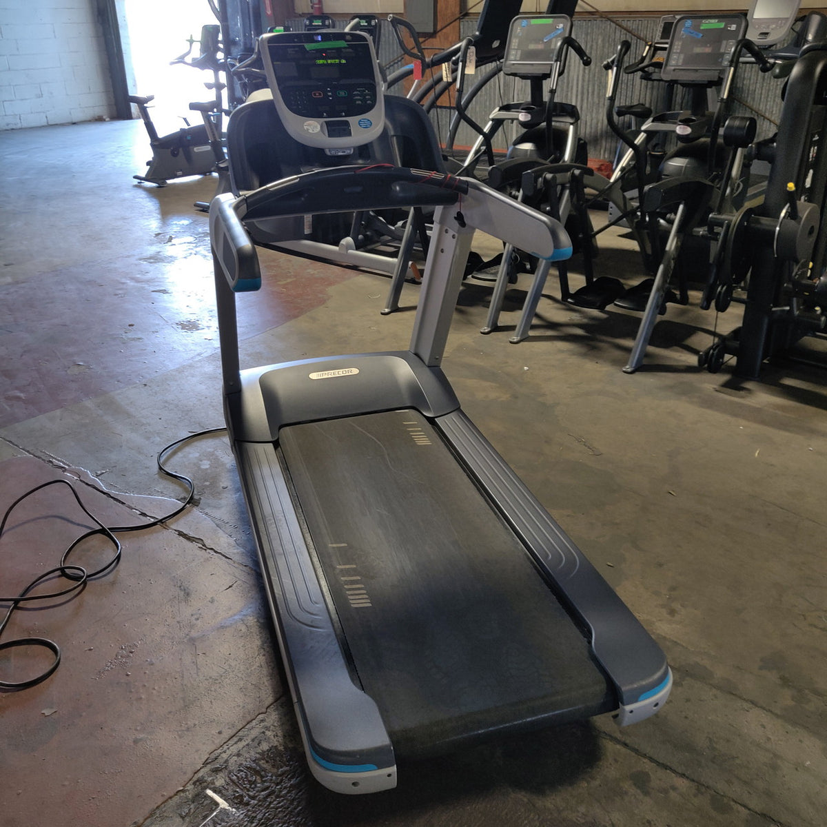 Precor TRM 835 Treadmill w/P30 Console