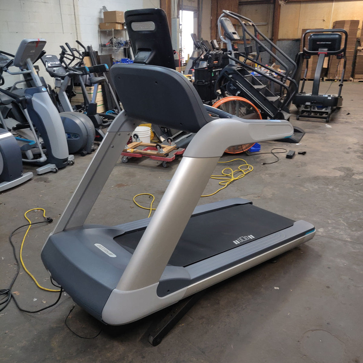 Precor TRM 865 Treadmill w/ P62 Console