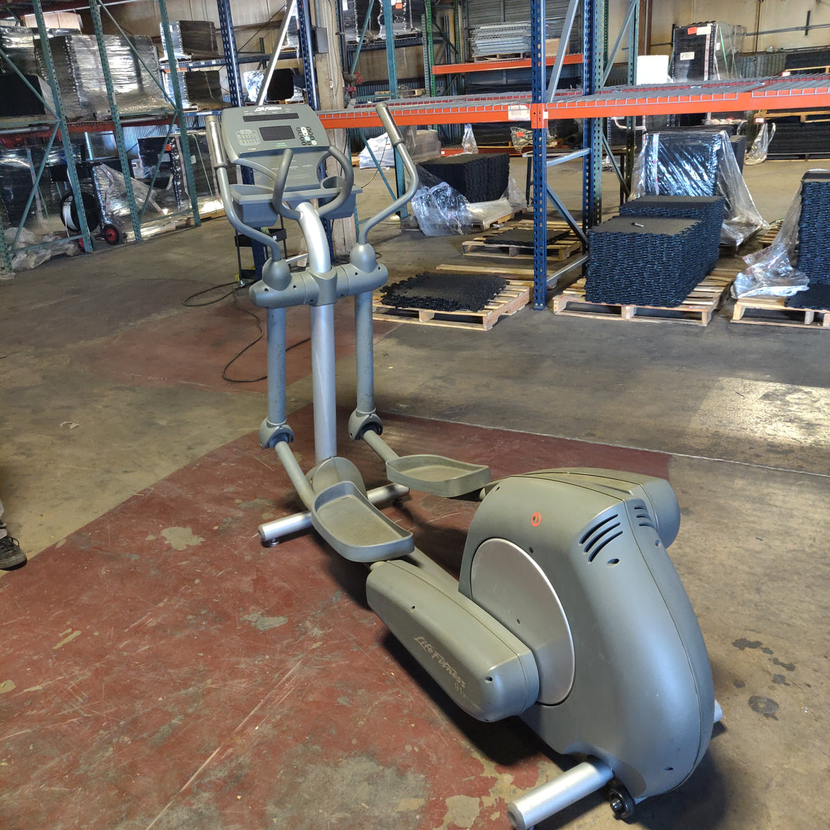 Life Fitness 91x Elliptical Cross-Trainer