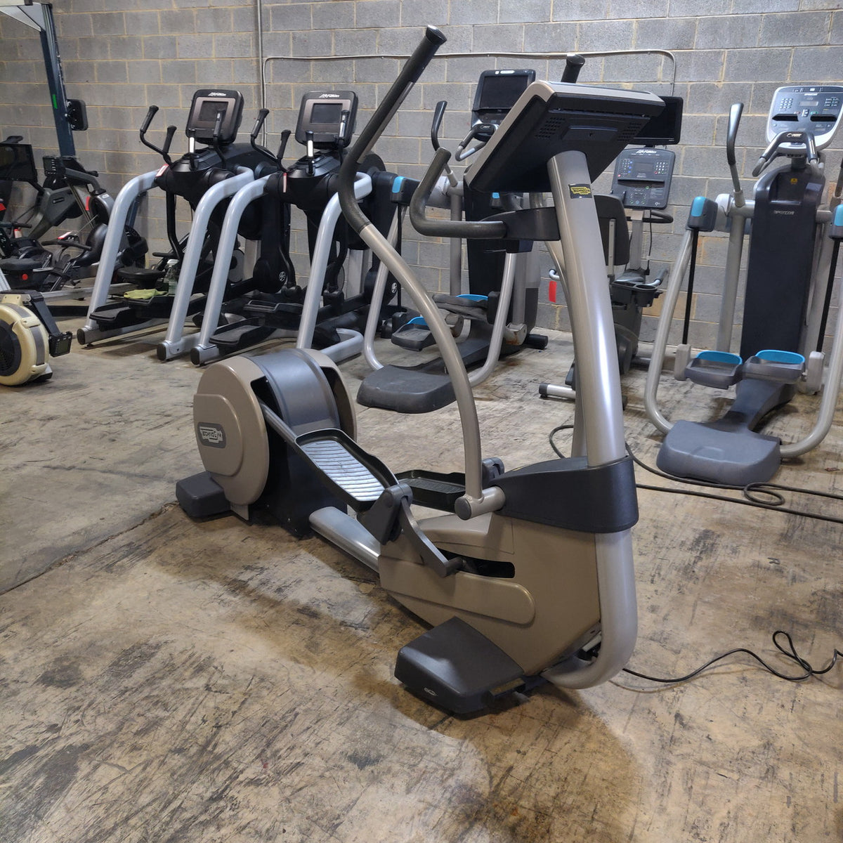 Technogym Synchro Excite 700 Elliptical w/ Unity 1.0 Console