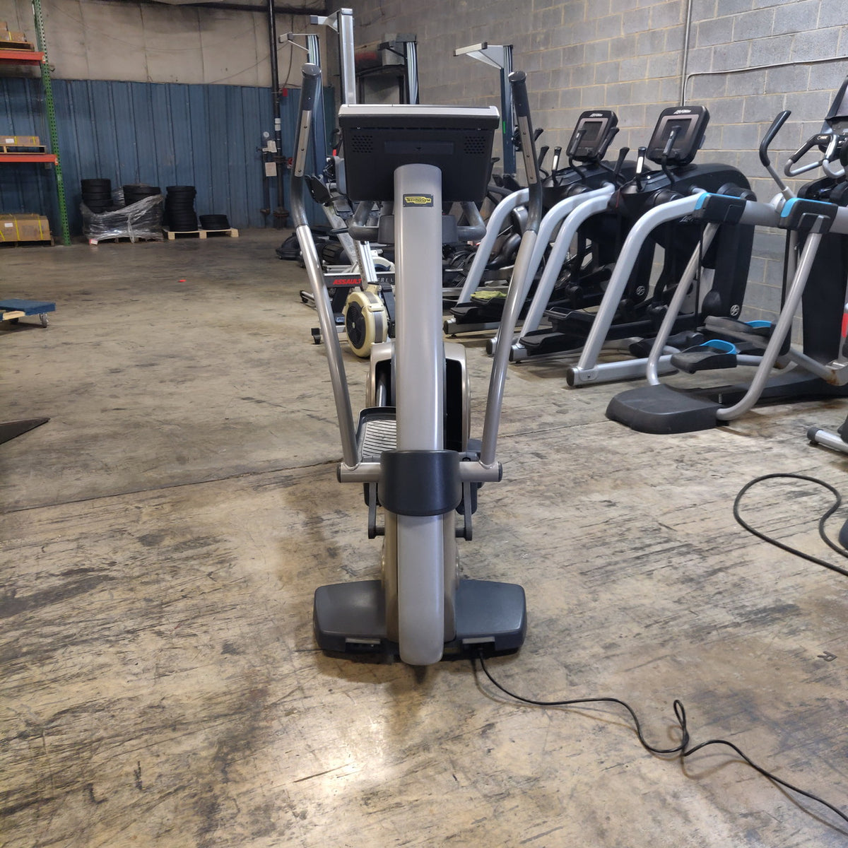 Technogym Synchro Excite 700 Elliptical w/ Unity 1.0 Console