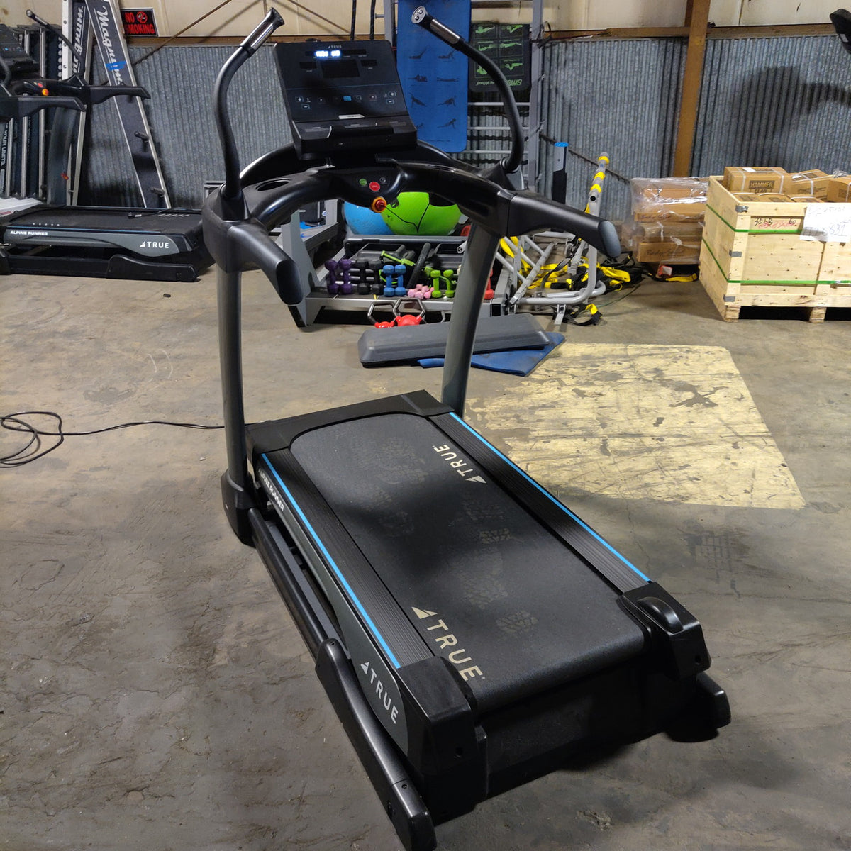 True Alpine Runner Incline Trainer Treadmill