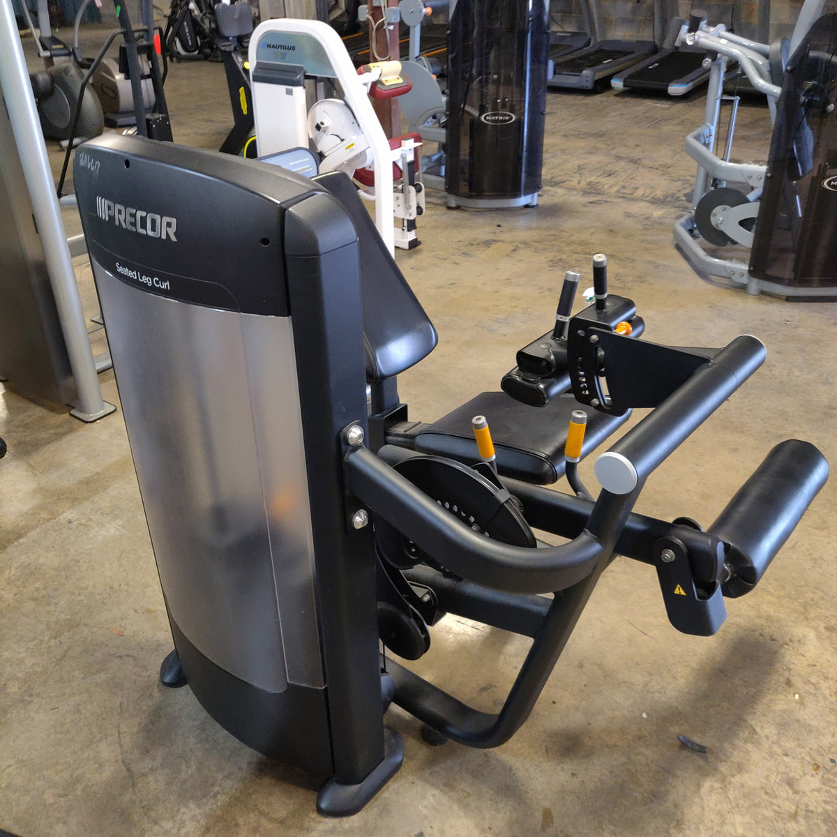 Precor Resolute Seated Leg Curl