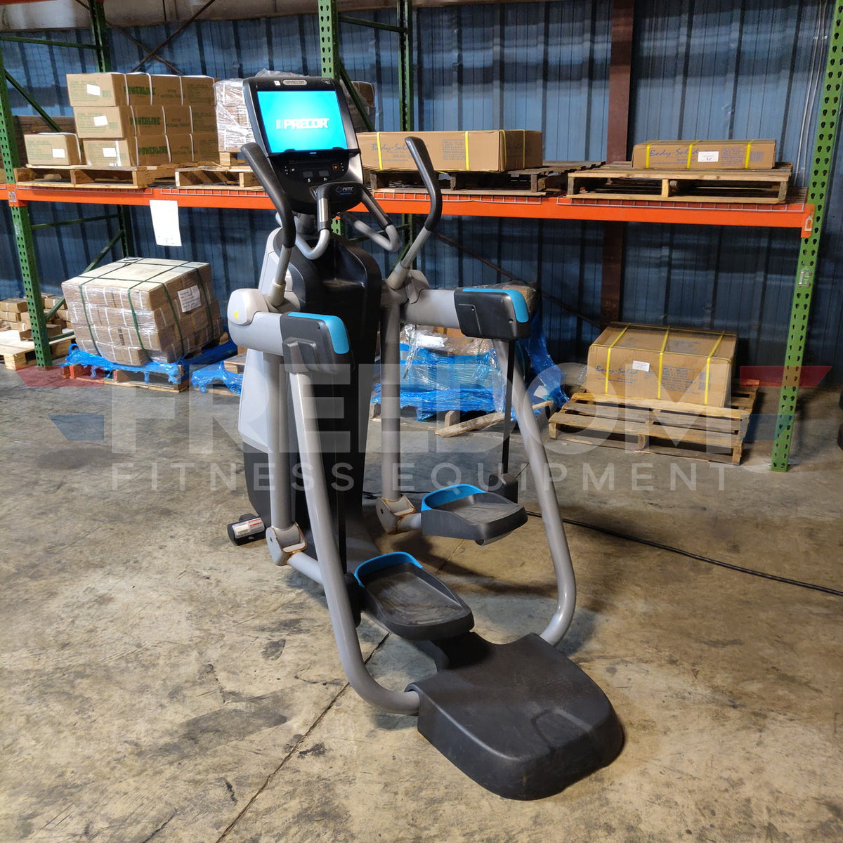 Precor AMT 885 with Open Stride w/P82 Console