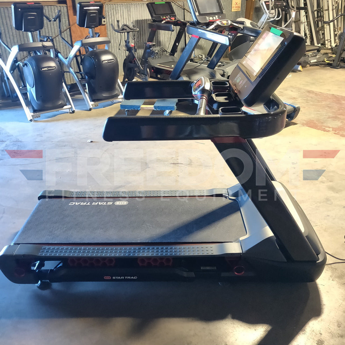 Star Trac FreeRunner™ 10TRx Treadmill w/ Touchscreen Console