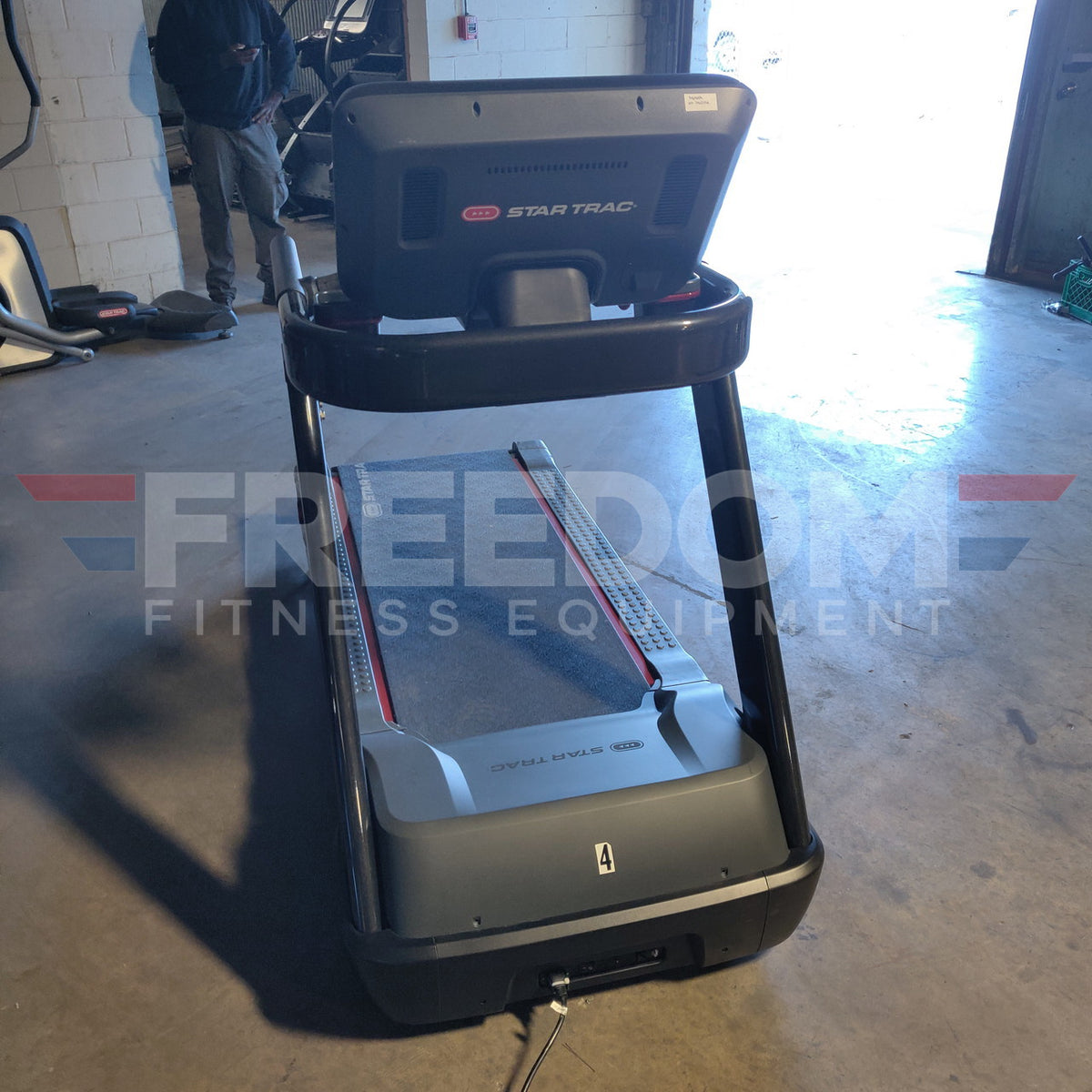 Star Trac FreeRunner™ 10TRx Treadmill w/ Touchscreen Console
