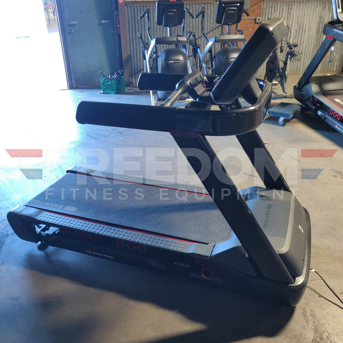 Star Trac FreeRunner™ 10TRx Treadmill w/ Touchscreen Console