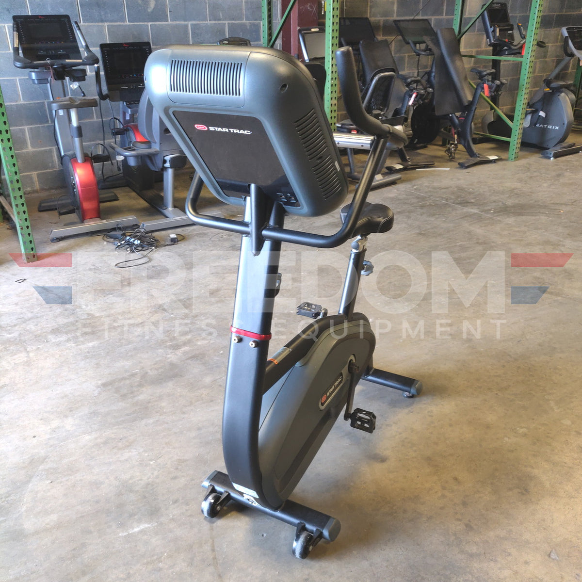Star Trac 4UB Upright Bike