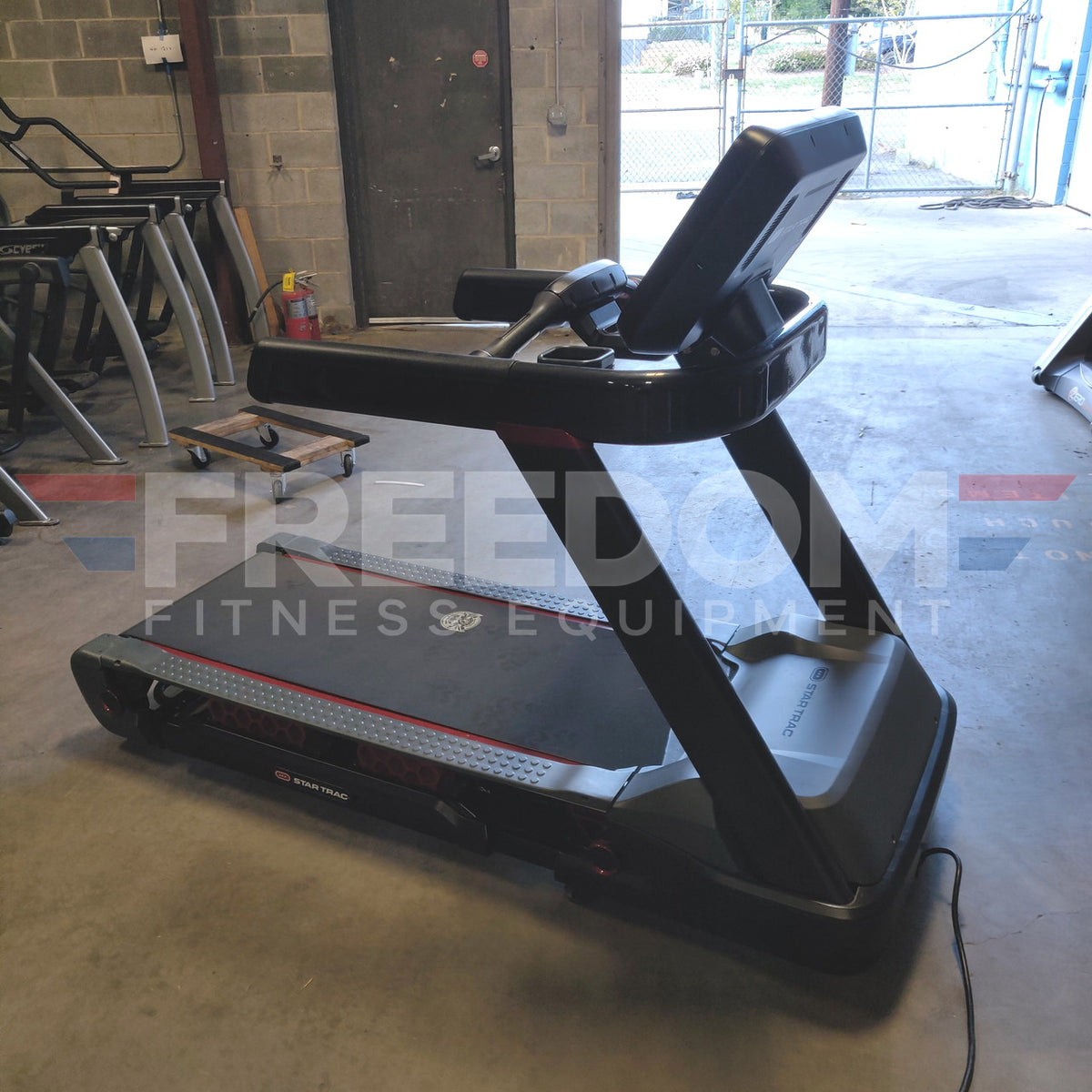 Refurbished Star Trac FreeRunner™ 10TRx Treadmill w/ Touchscreen Console