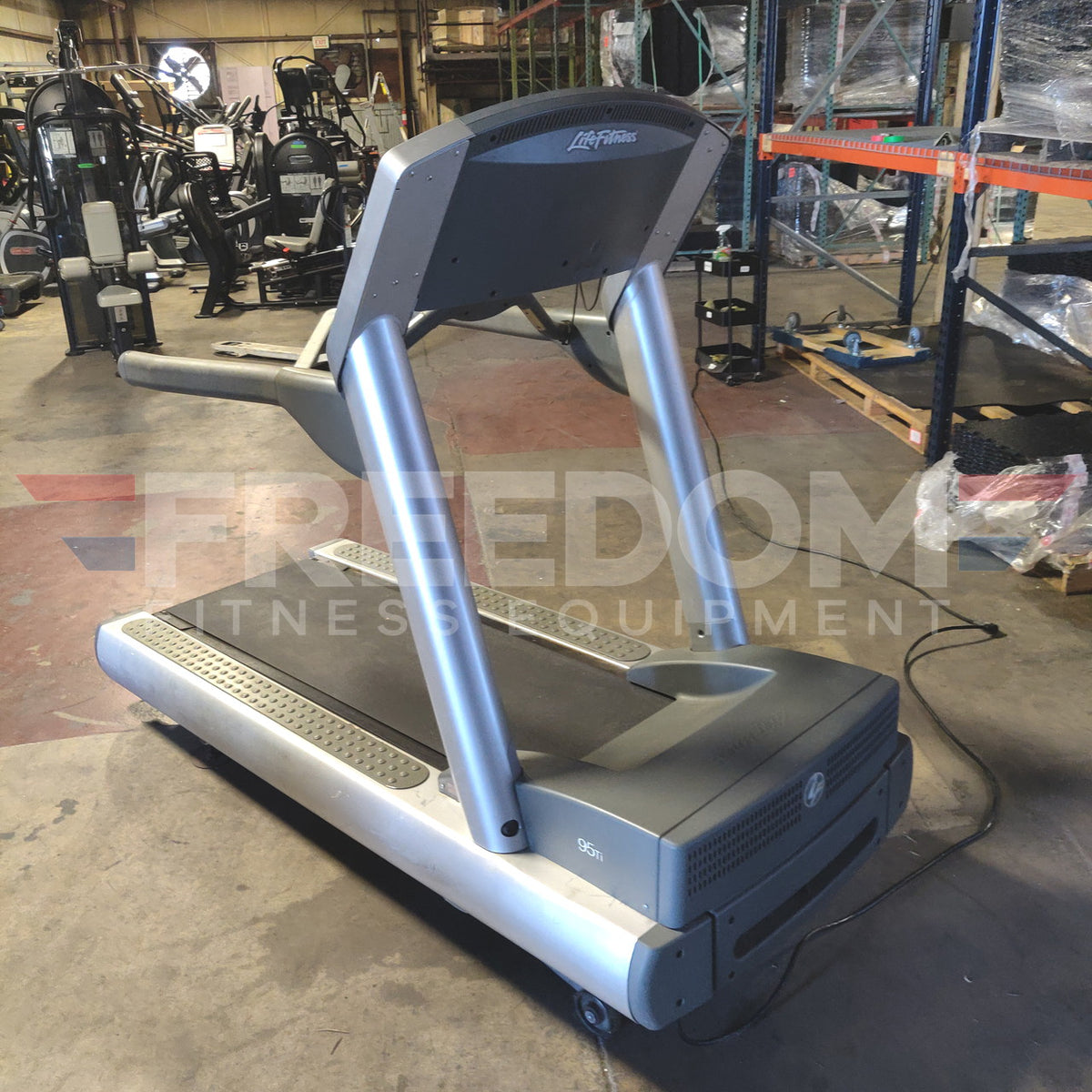 Life Fitness 95Ti Treadmill