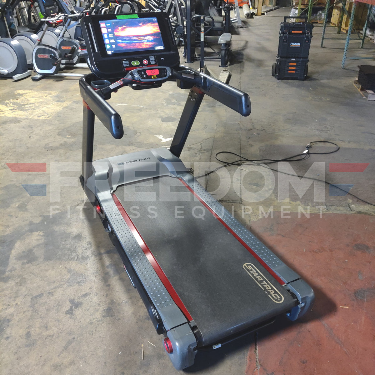 Star Trac FreeRunner™ 10TRx Treadmill w/ Touchscreen Console