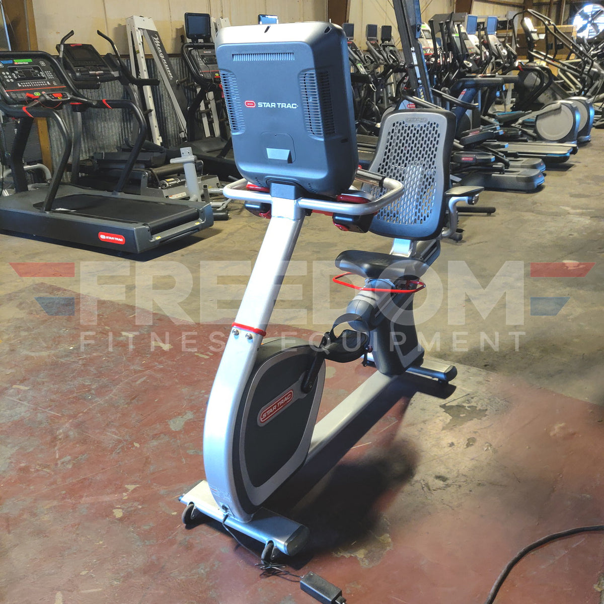 Star Trac 8 Series Recumbent Bike w/16" Embedded Display