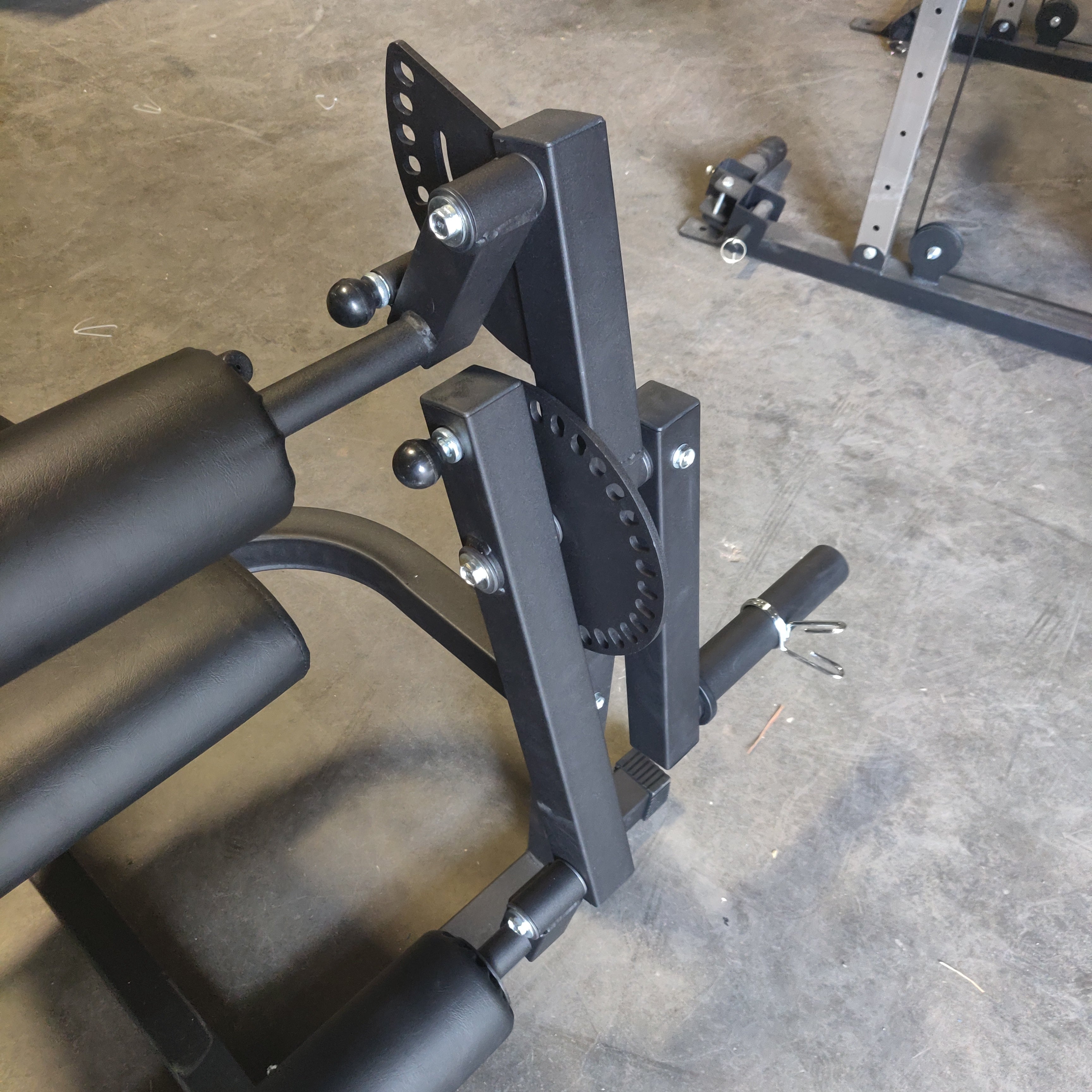 NEW Leg Curl/Leg Extension Combo Plate Loaded Strength Machine