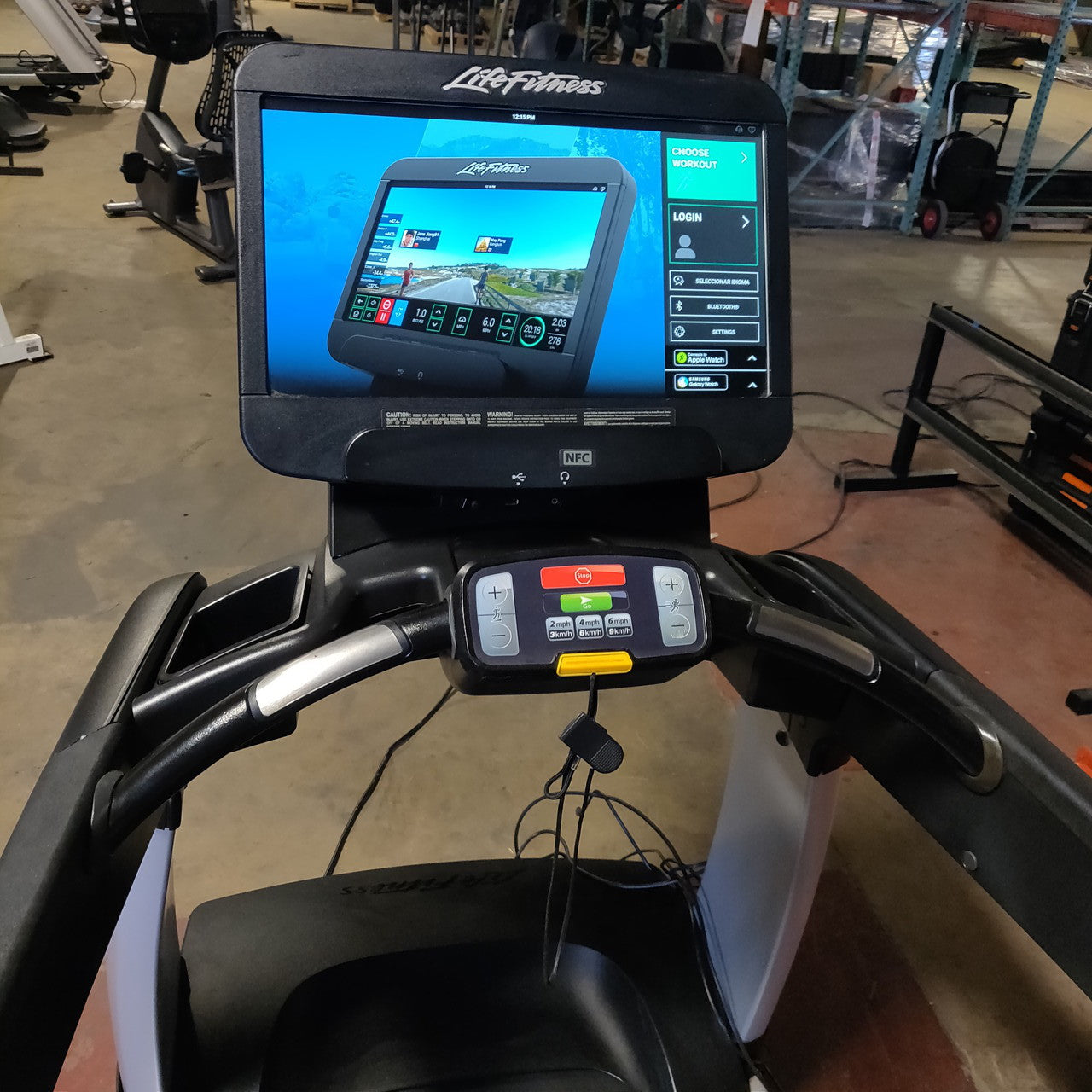 Life Fitness 95T Integrity Treadmill w/SE3  Treadmill