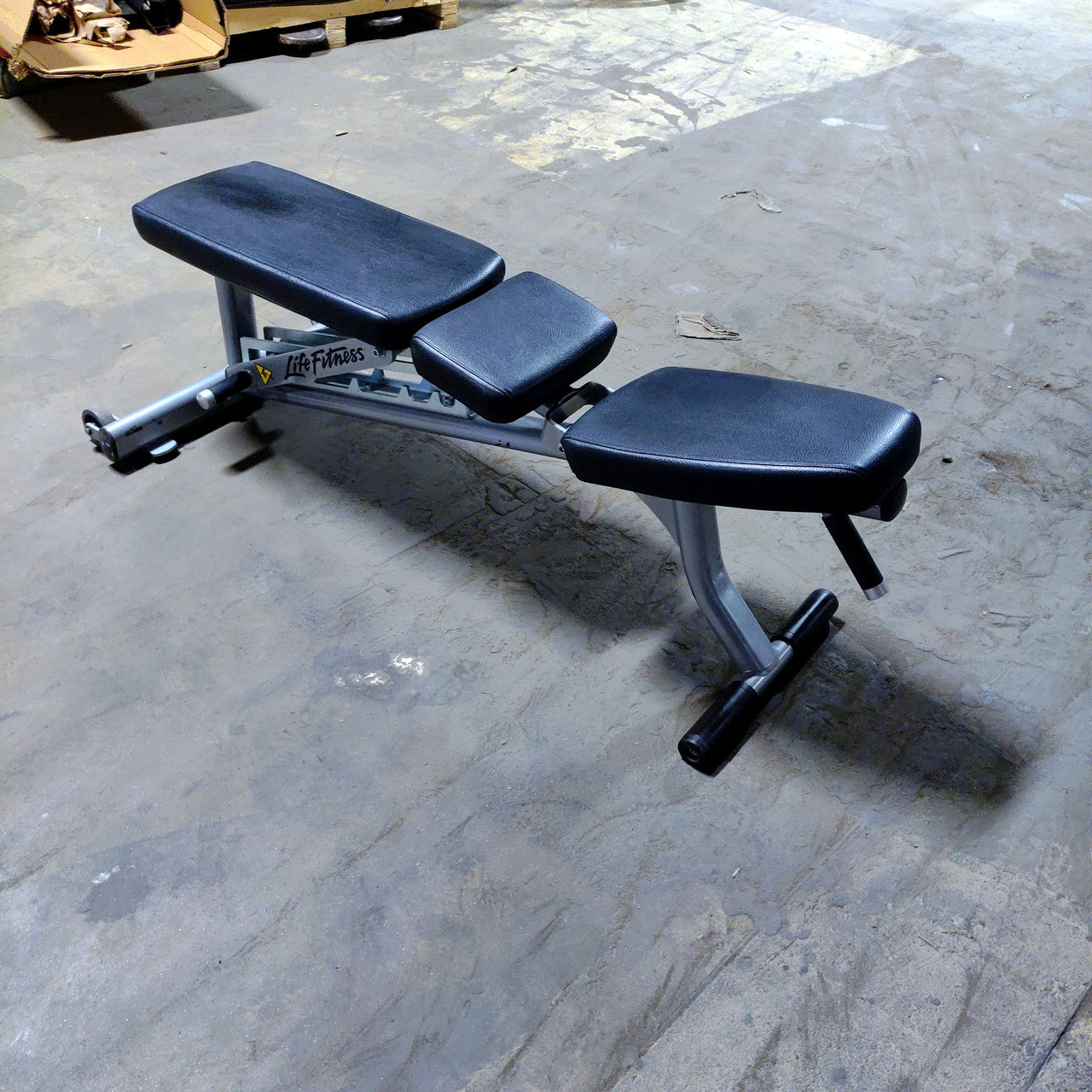 Life Fitness Adjustable Bench