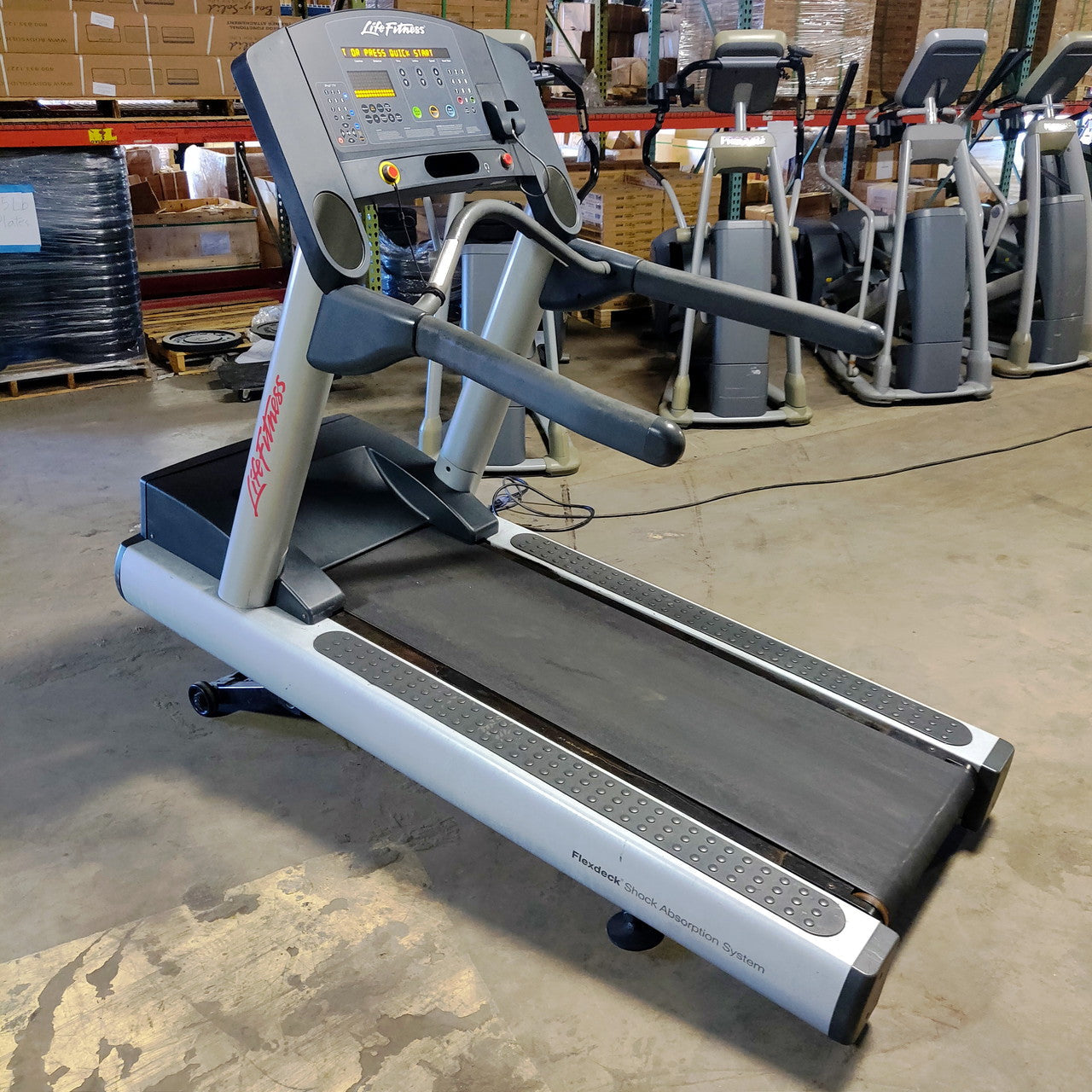 Life Fitness CLST Treadmill