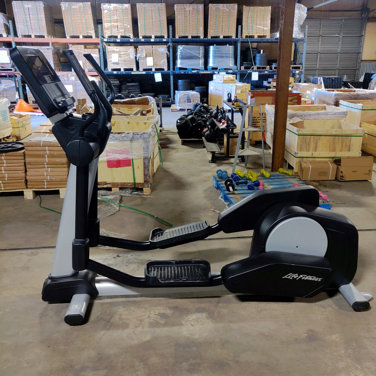 Life Fitness Elliptical Integrity with X Console 