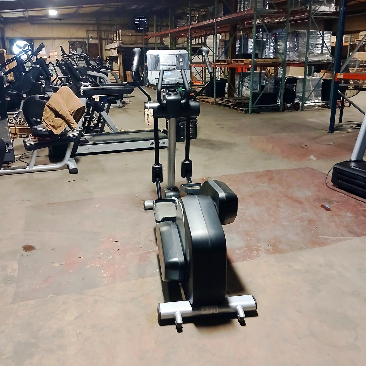 Life Fitness Integrity LNX Elliptical w/ X Console