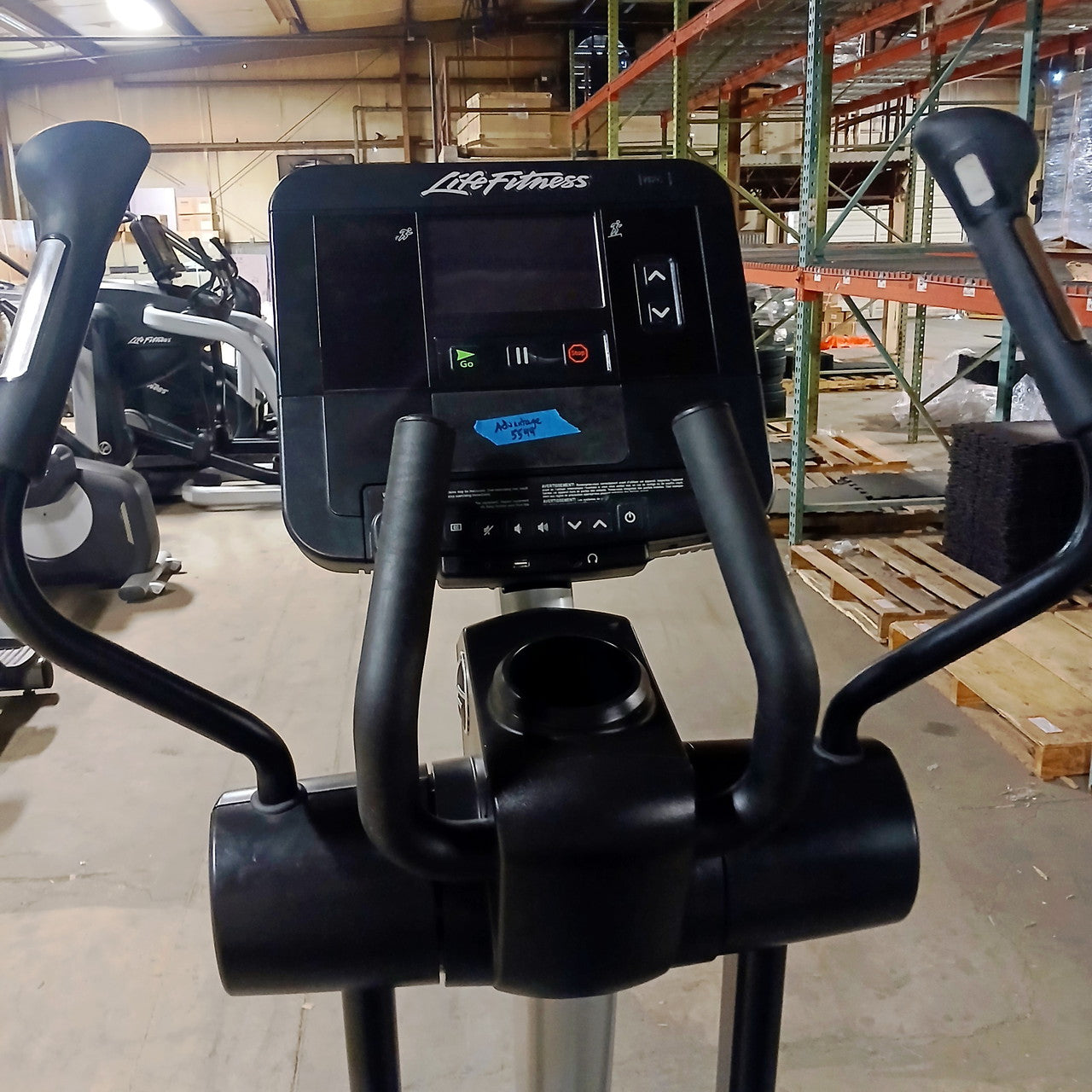 Life Fitness Integrity LNX Elliptical w/ X Console