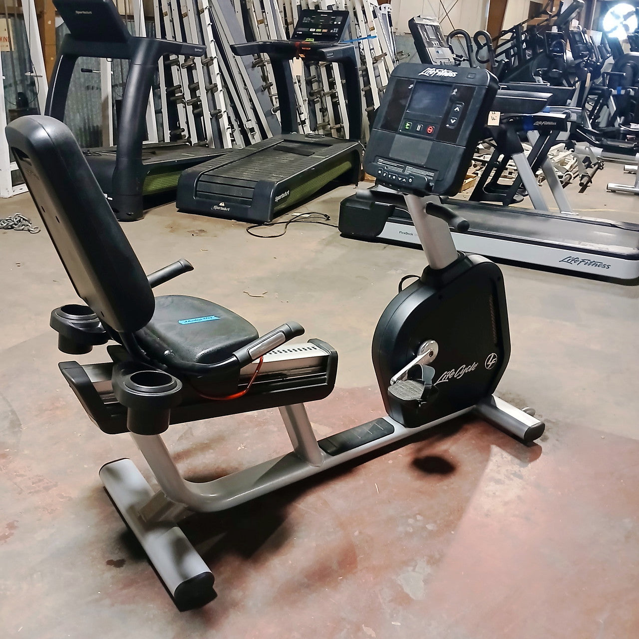 Life Fitness Integrity Lifecycle Recumbent w/ X Console