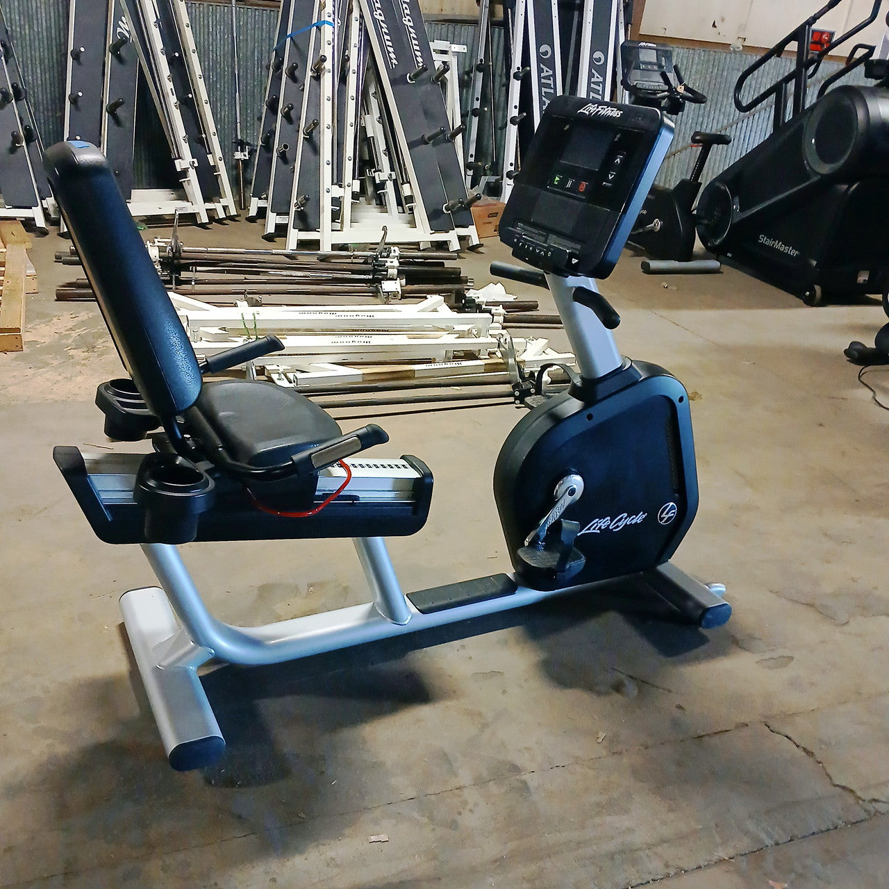 Life Fitness Integrity Lifecycle Recumbent w/ X Console