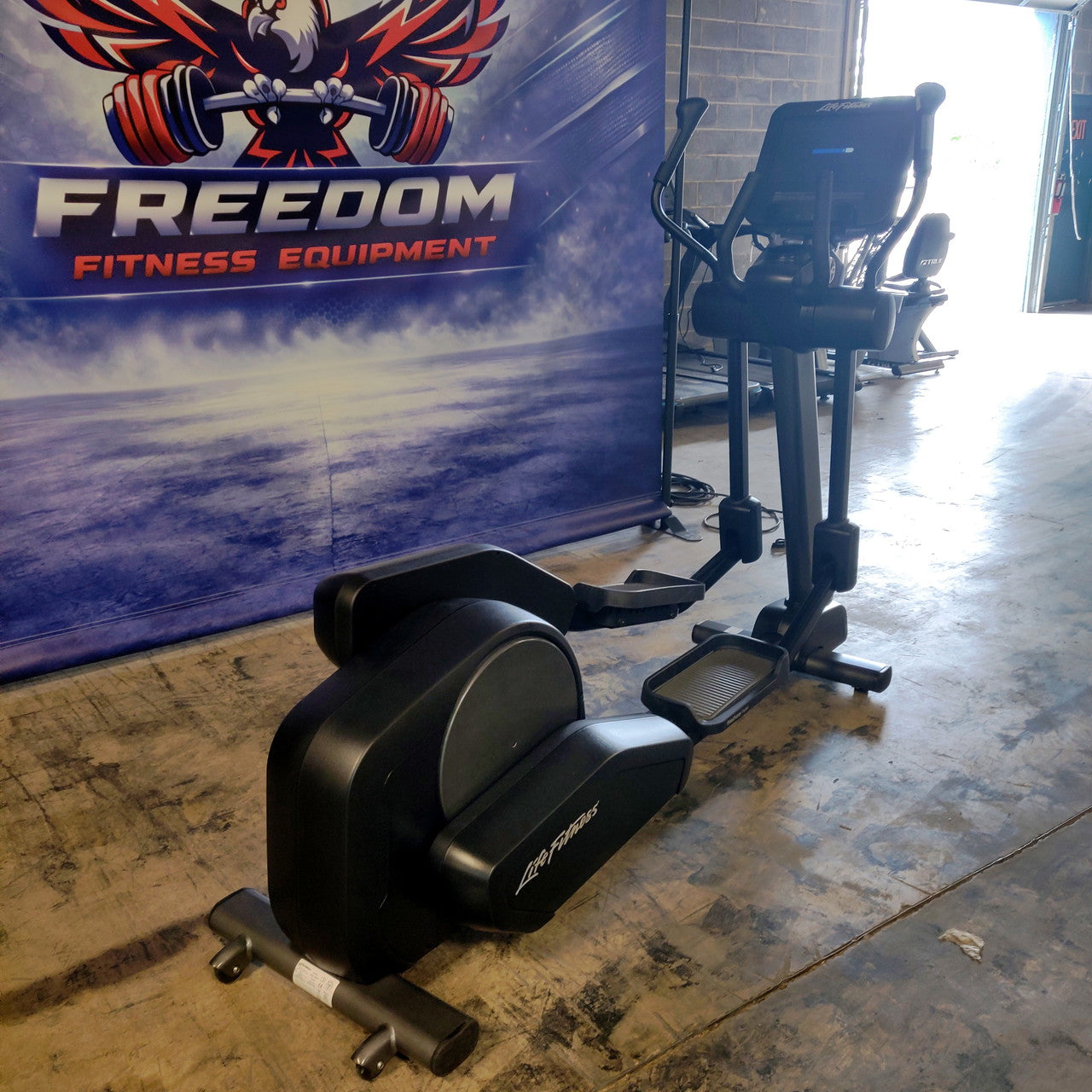 Life Fitness Integrity SE3 Elliptical