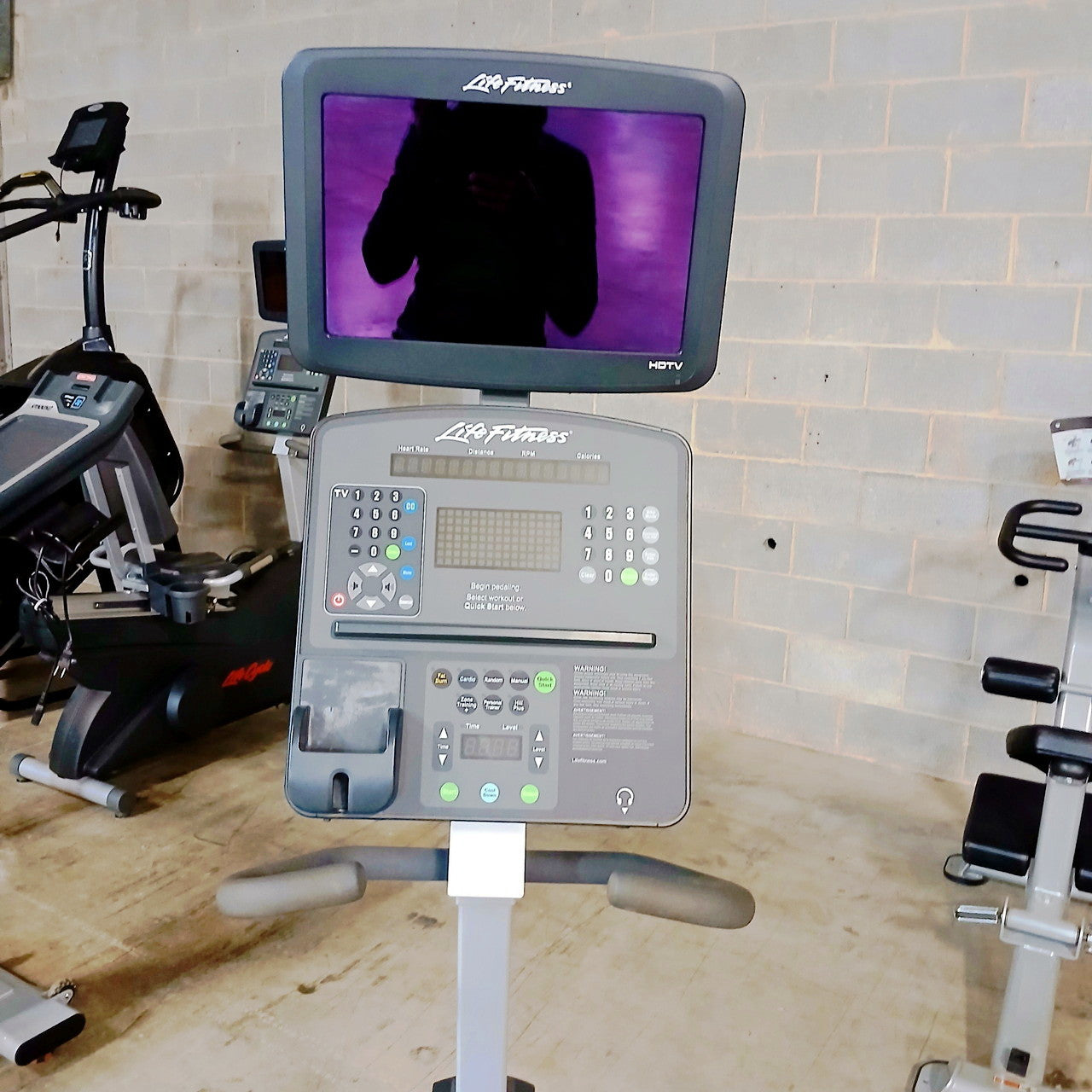 Life Fitness Integrity Series CLSR Recumbent Bike