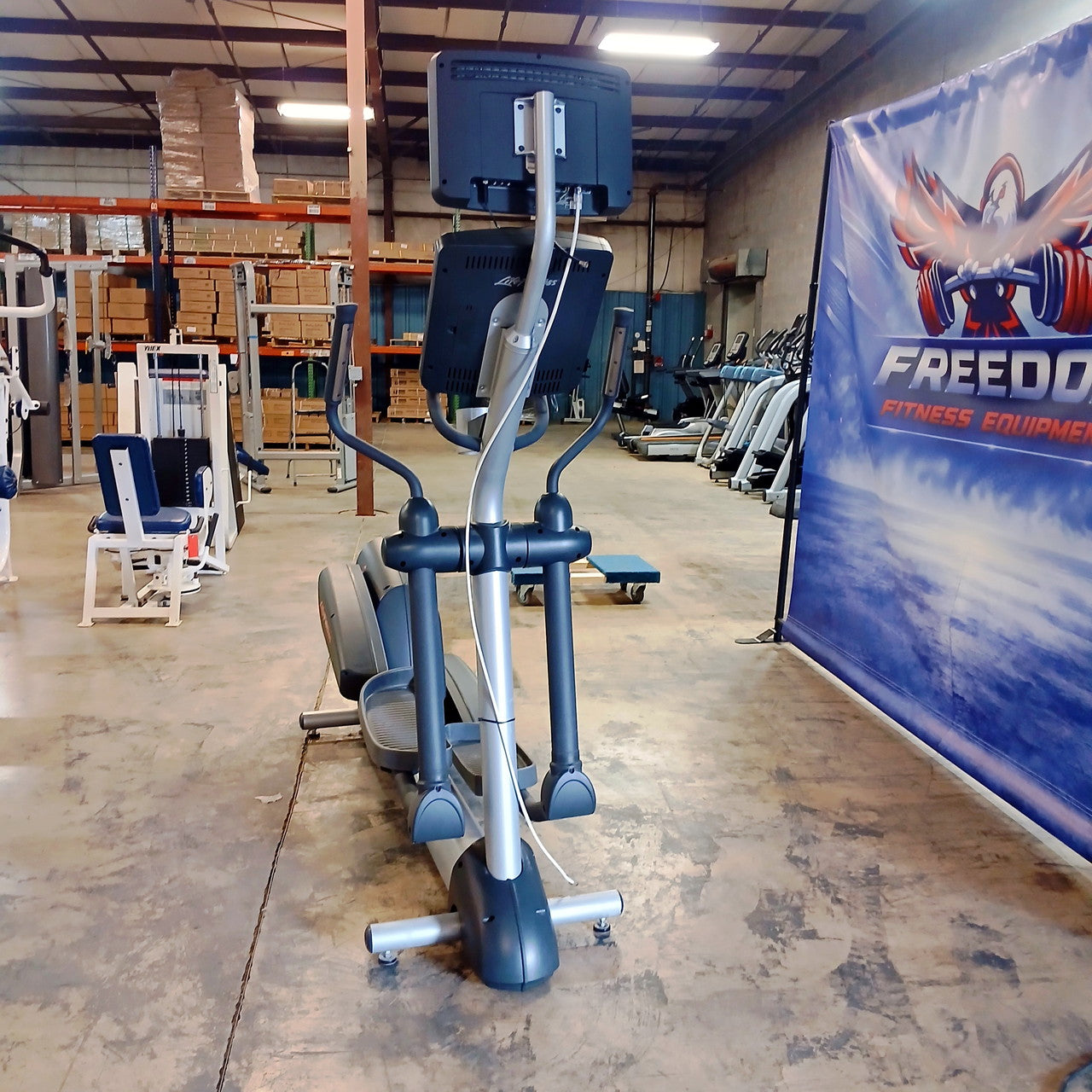 Life Fitness Integrity Series Elliptical CLSX