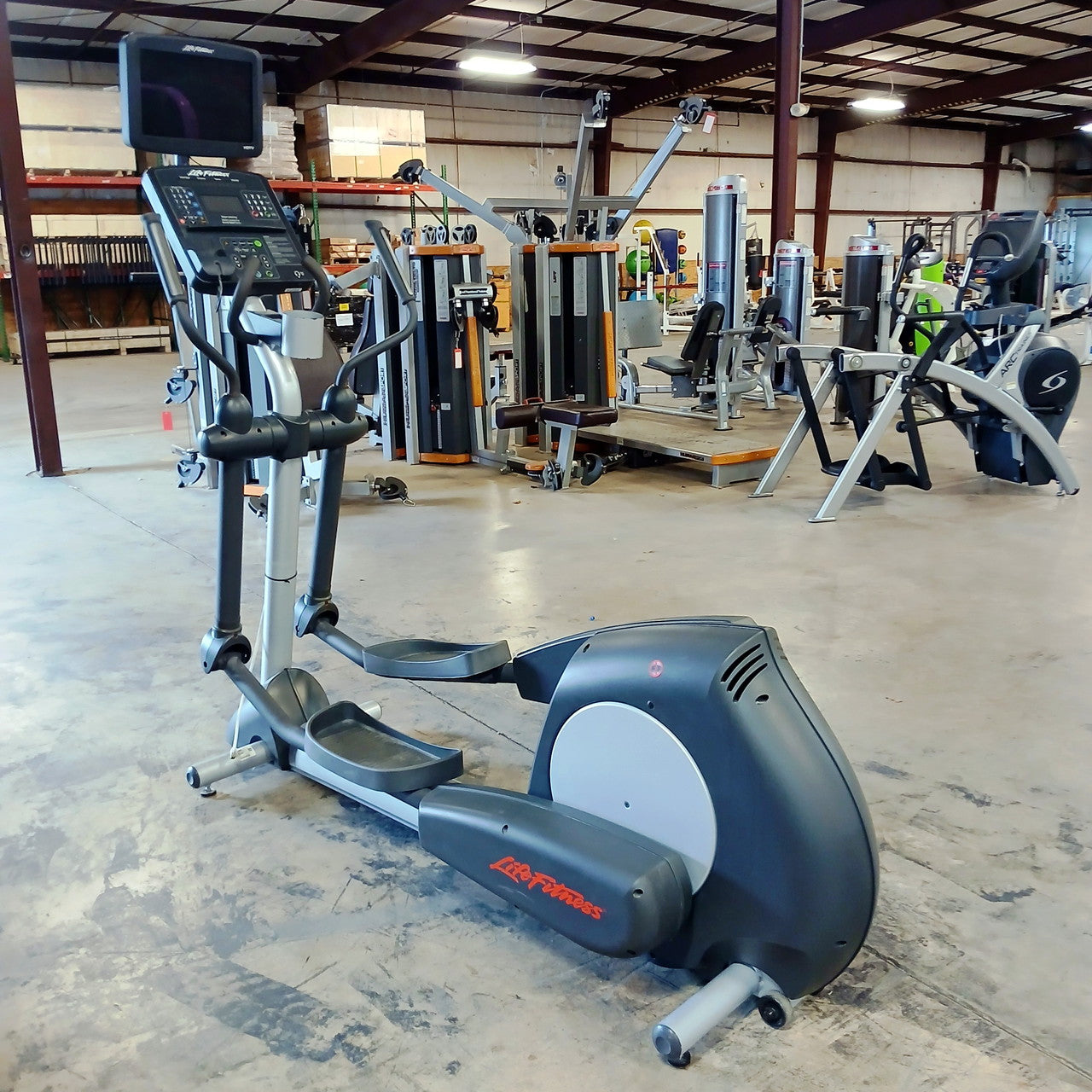 Life Fitness Integrity Series Elliptical CLSX