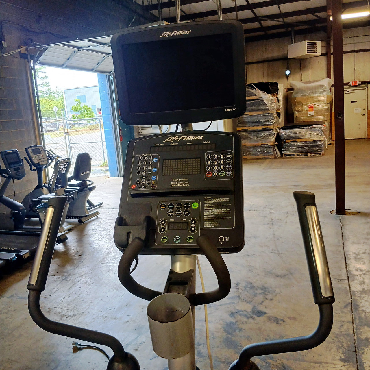 Life Fitness Integrity Series Elliptical CLSX