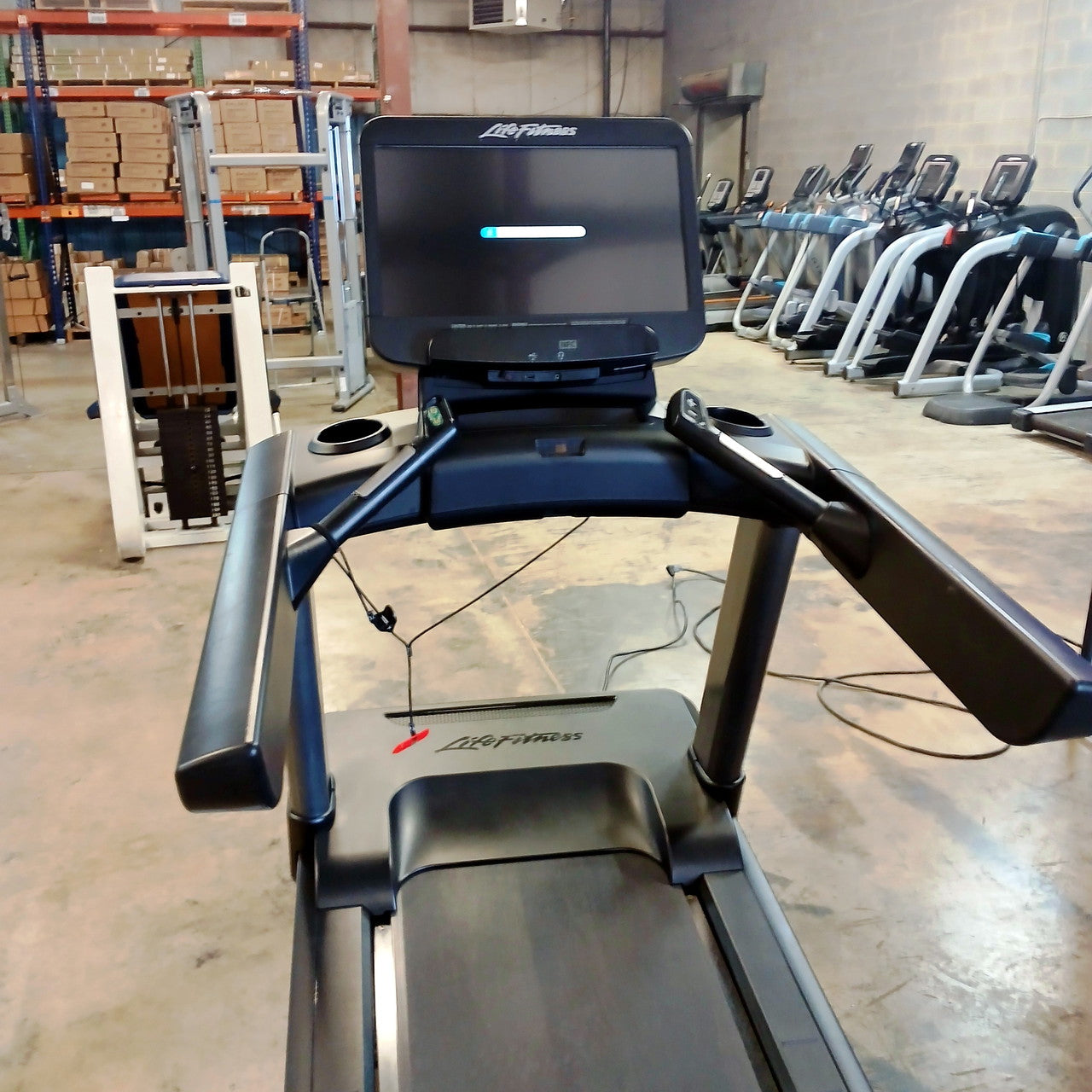 Life Fitness Integrity Treadmill w/ SE3 Console