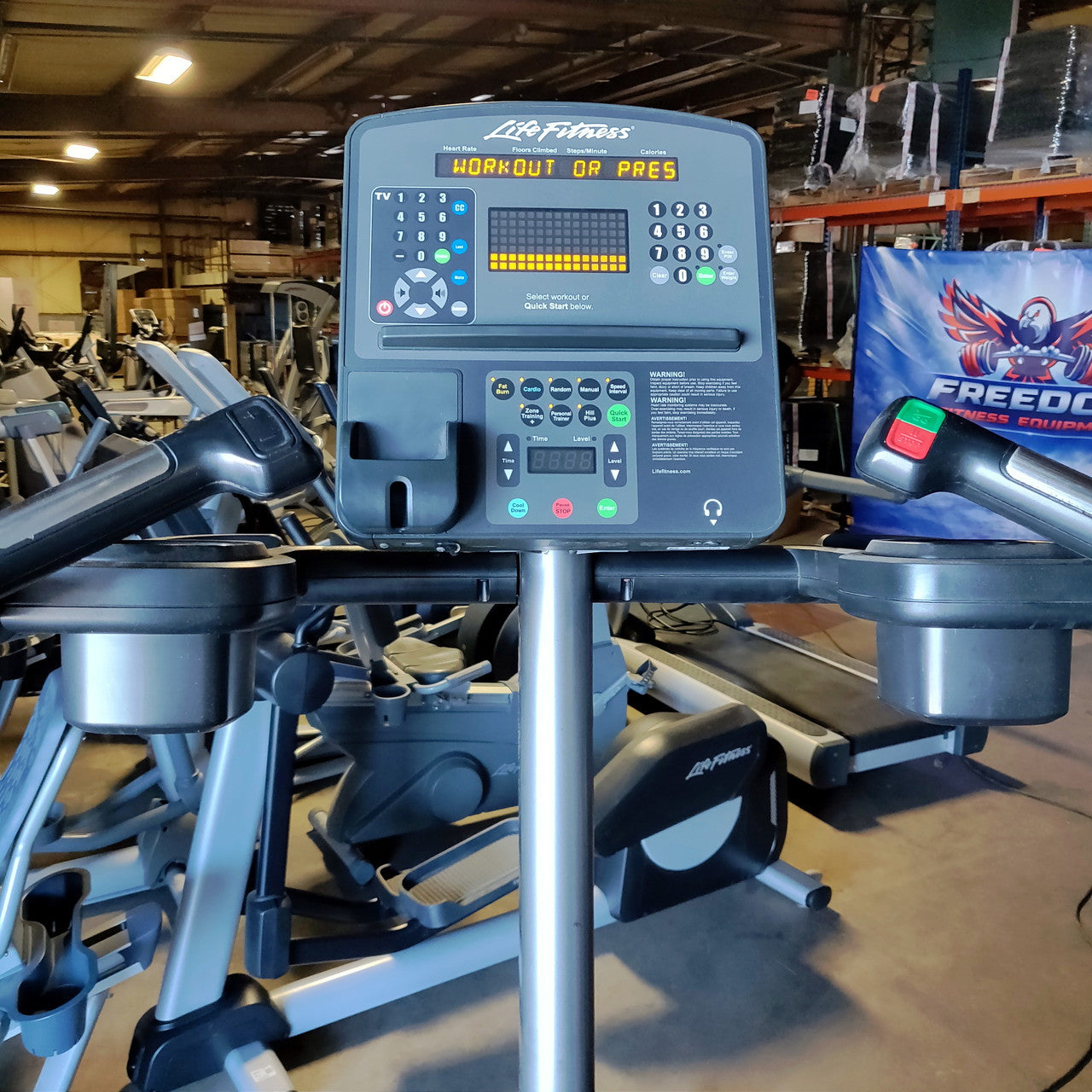 Life Fitness PowerMill Integrity Series Climber w/ LCD Console