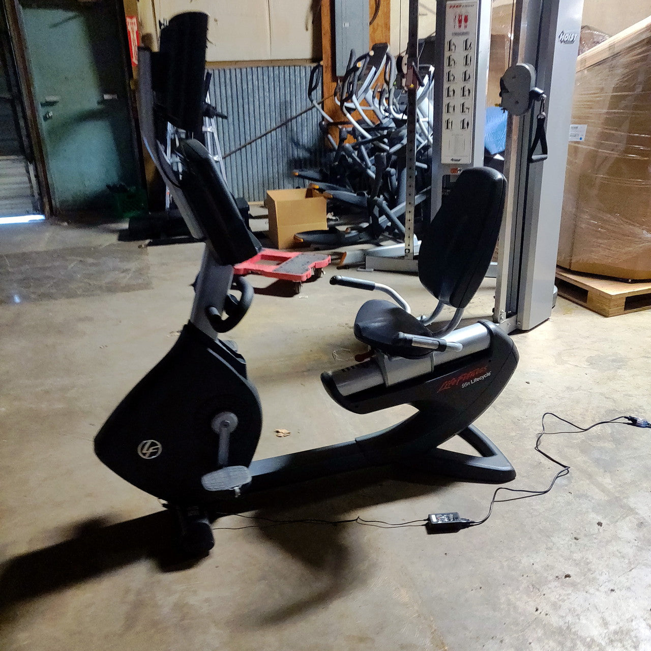 Life Fitness Recumbent Bike 95r with Interactive Digital Display