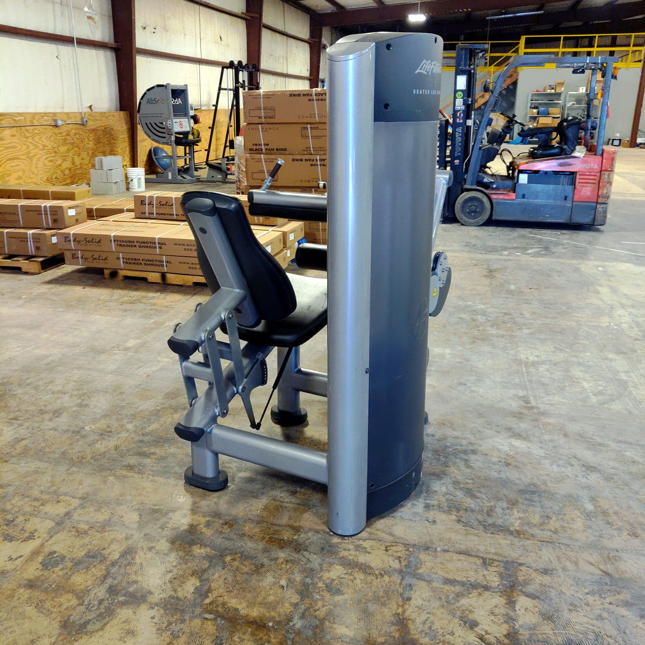 Life Fitness Seated Leg Curl Signature Series