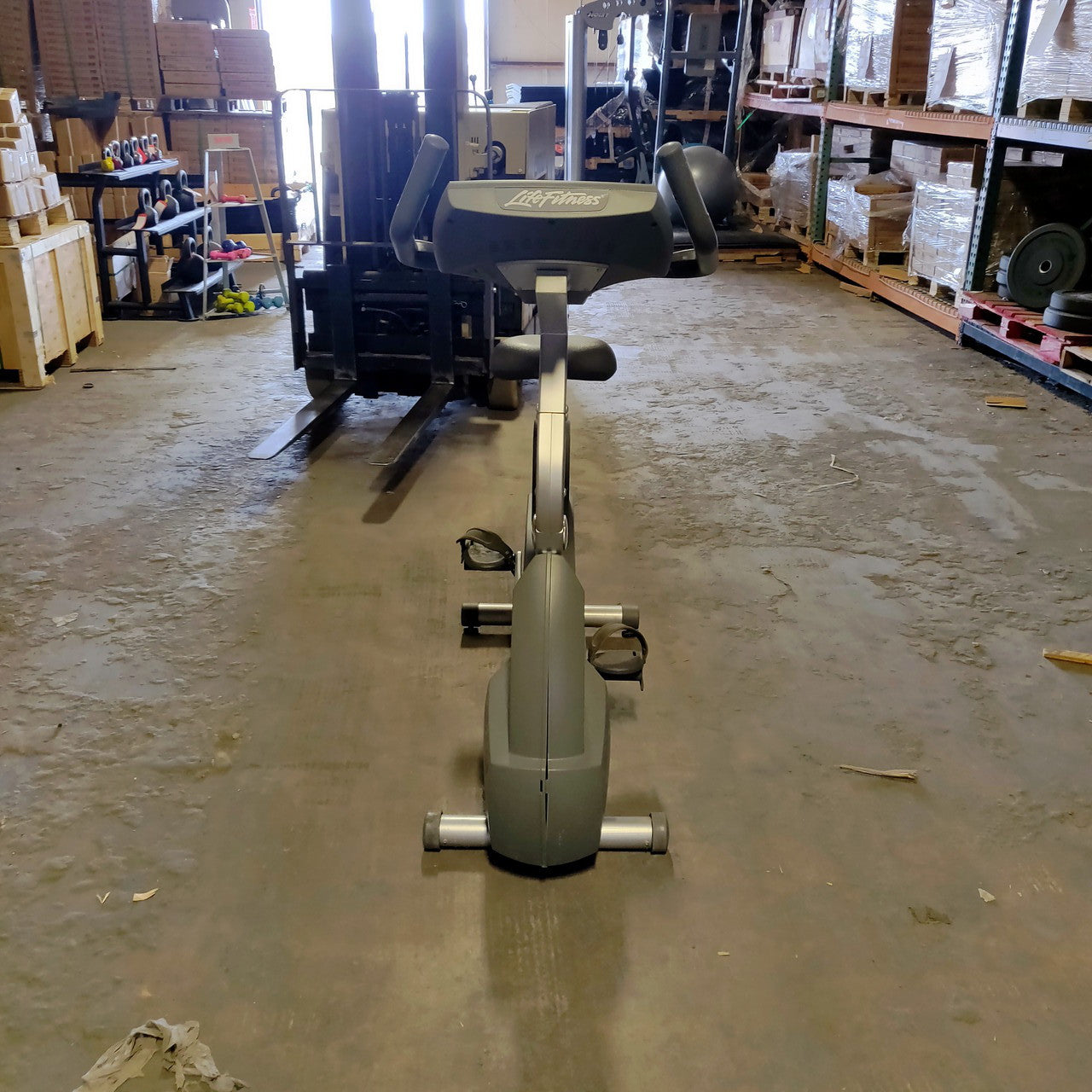 Life Fitness Upright Exercise Bike 90C