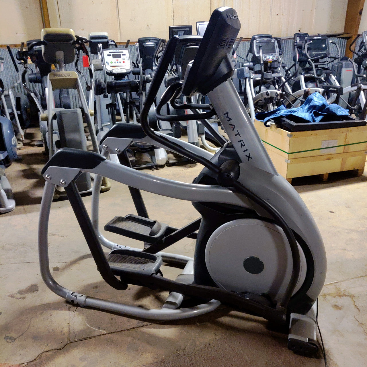 Matrix Elliptical E3X Suspension Trainer Commercial Model