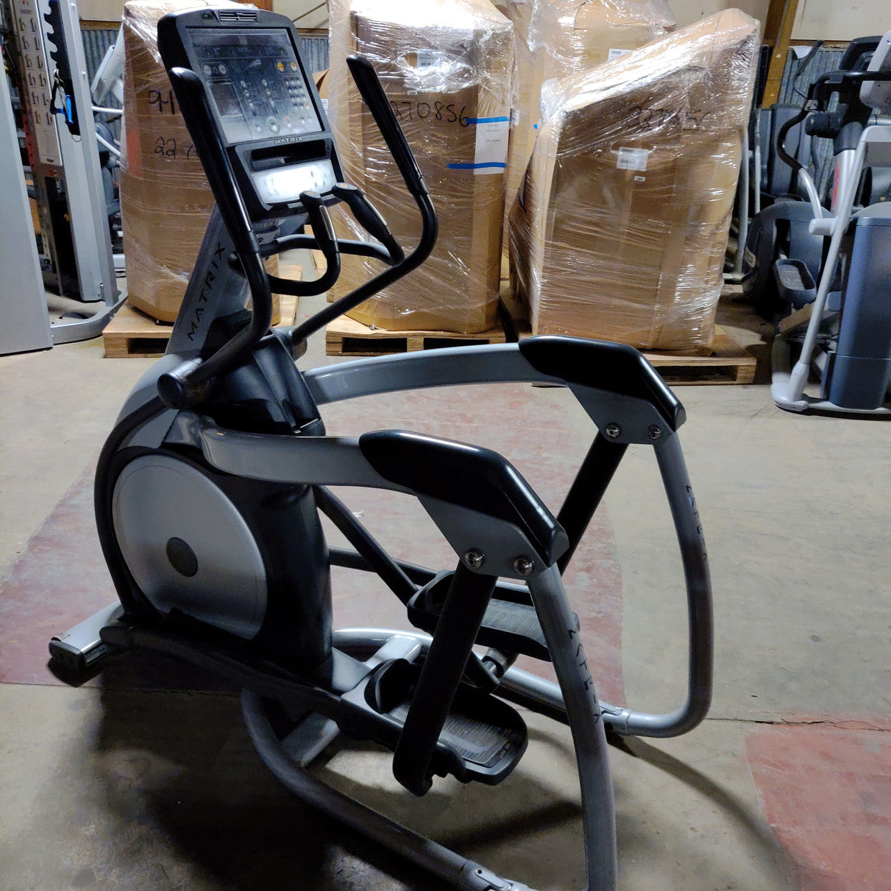 Matrix Elliptical E3X Suspension Trainer Commercial Model