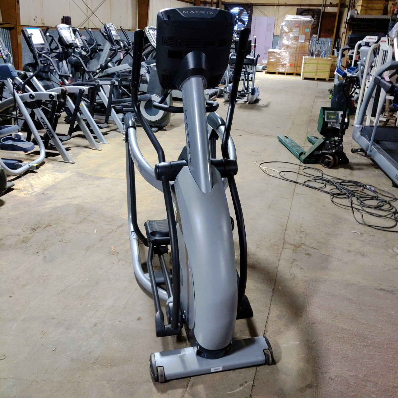cybex matrix Matrix Elliptical Suspension Trainer With E5x Console Commercial Model