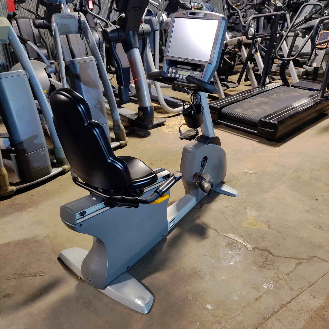 Matrix Recumbent Bike R3xe Model