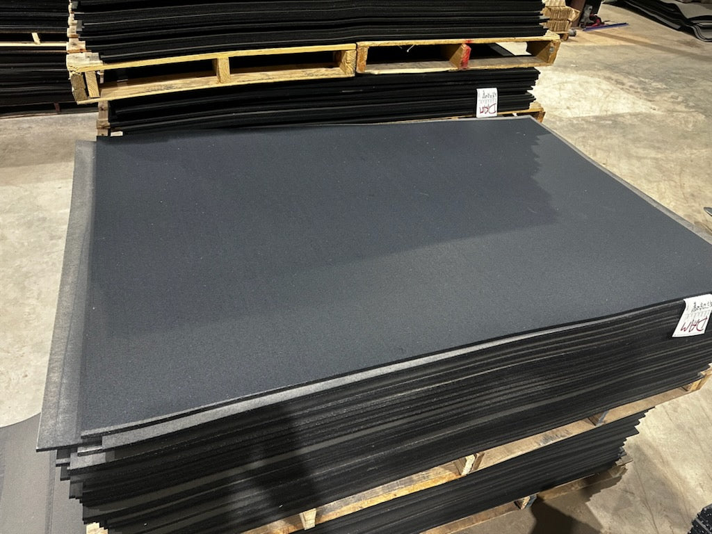 NEW 3/8" Premium Gym Flooring Mats 4' x 6' (Blem)