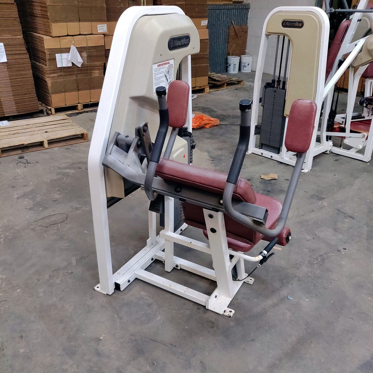 Nautilus Abdominal Crunch 2ST Model