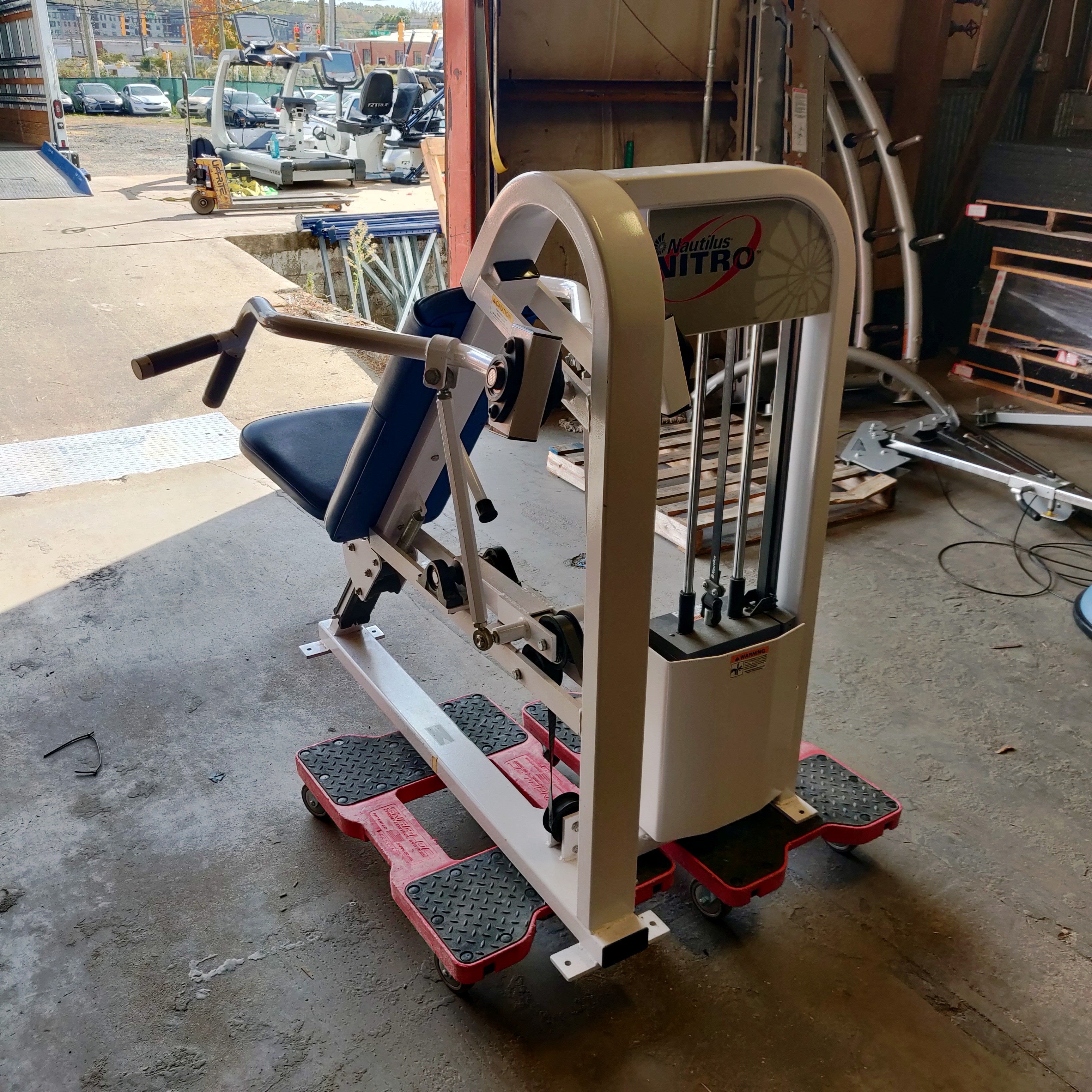 Nautilus Nitro Incline Press