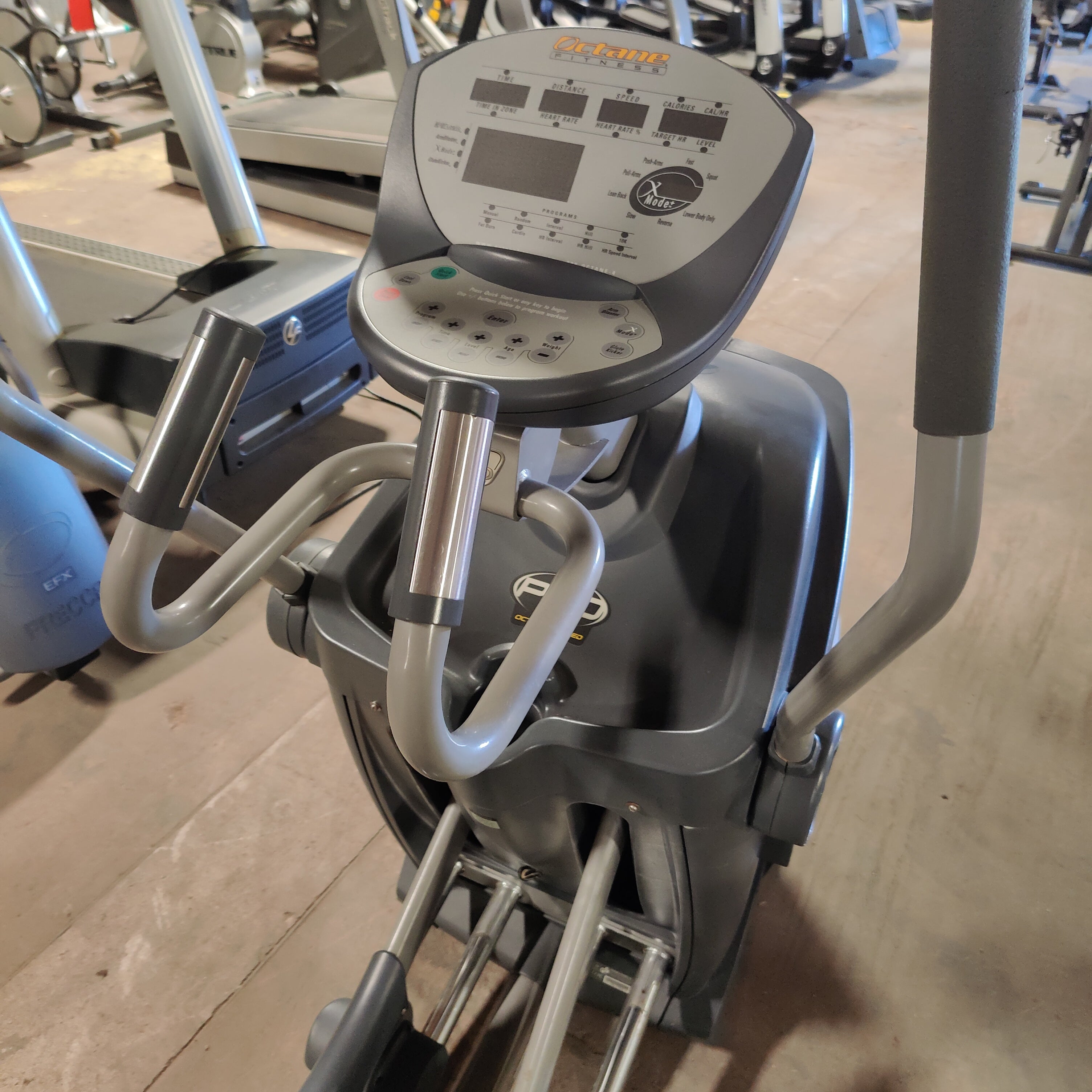 Octane Fitness Elliptical Pro 350