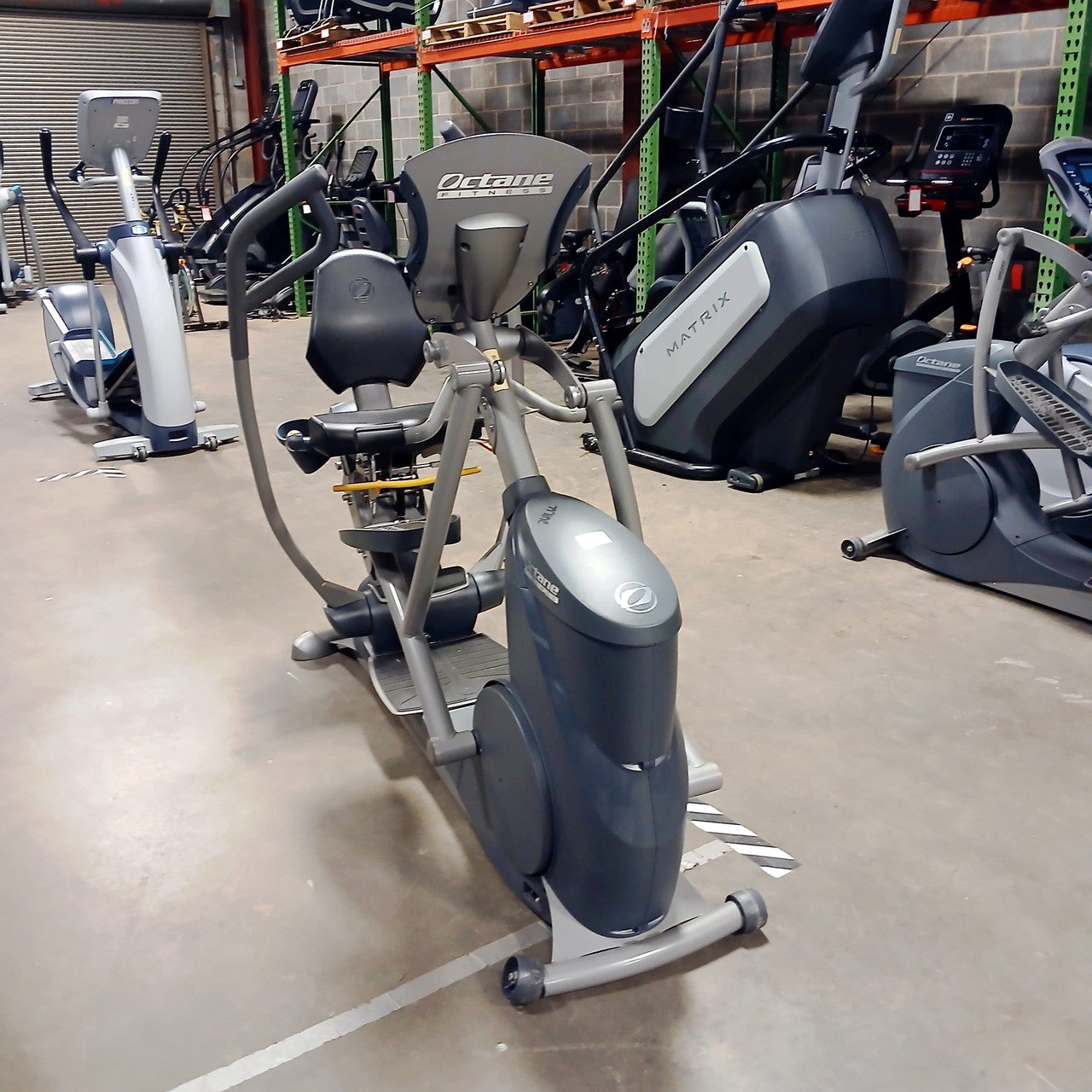 Octane Fitness XR6000 Seated Elliptical