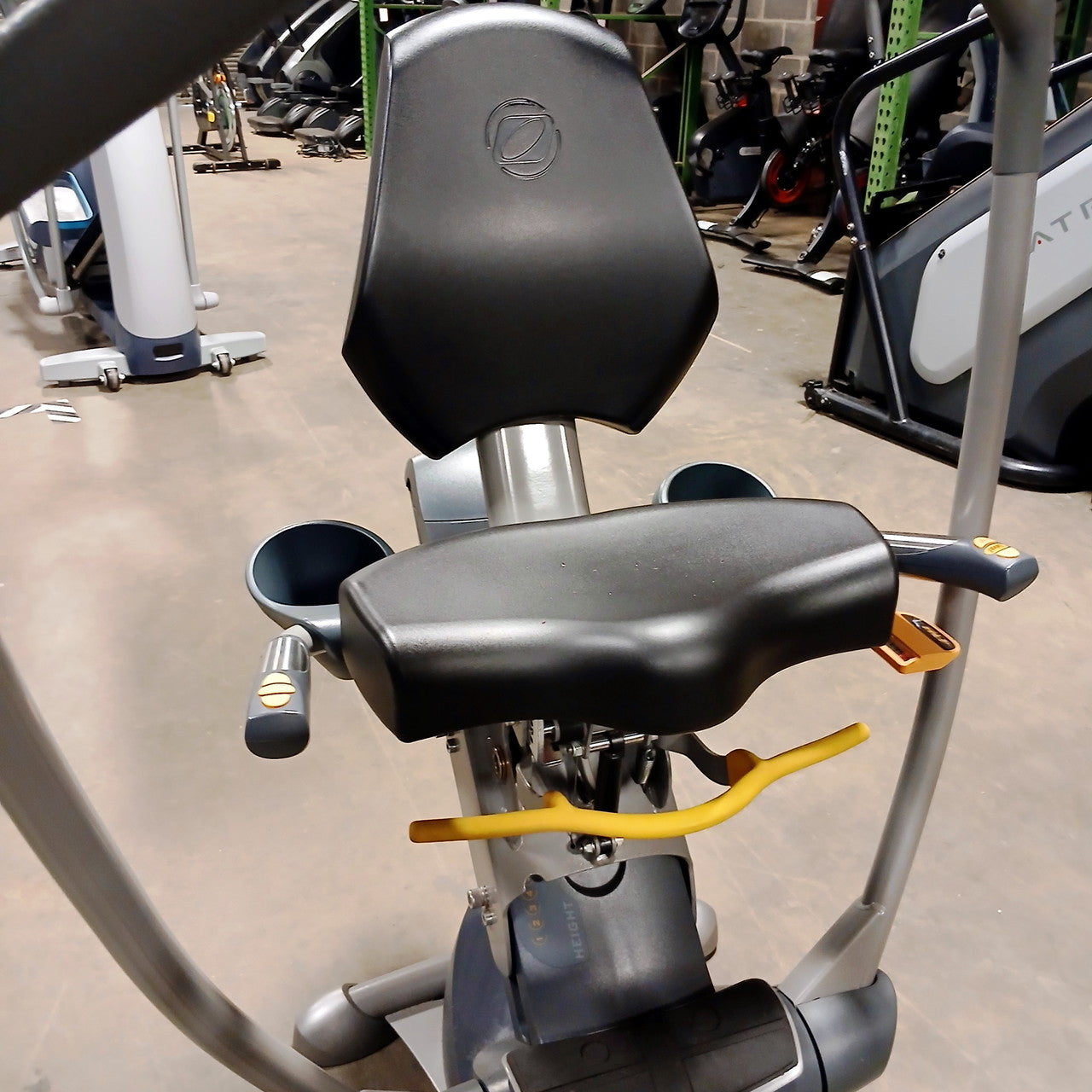 Octane Fitness XR6000 Seated Elliptical