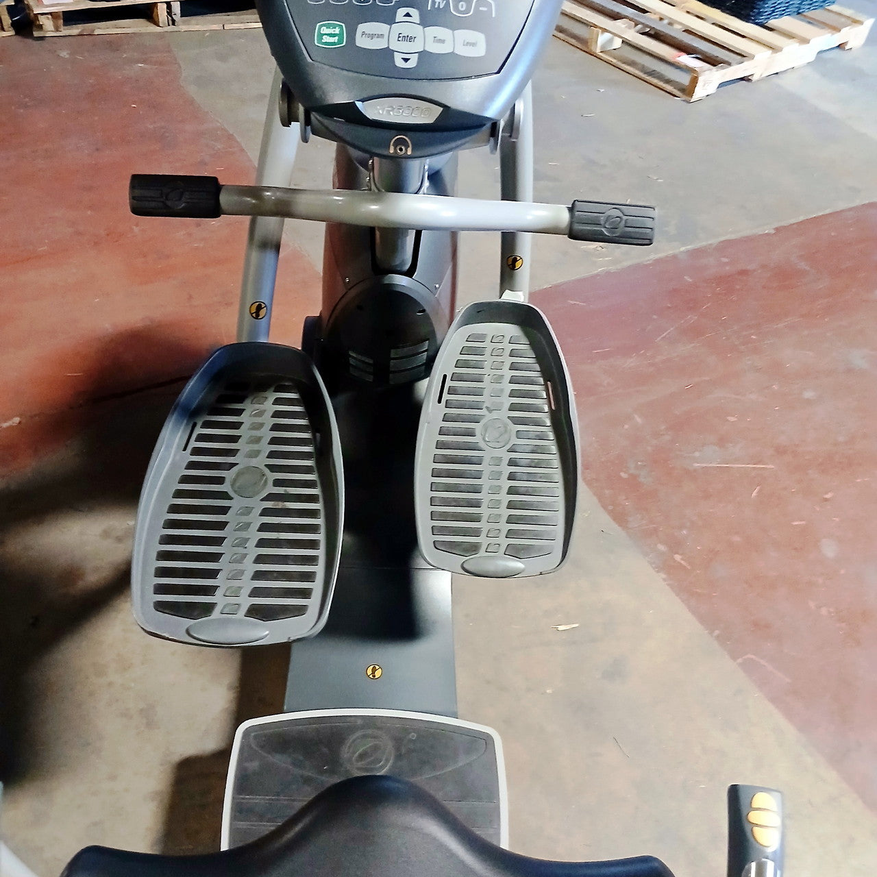 Octane Fitness XR6000 Seated Elliptical