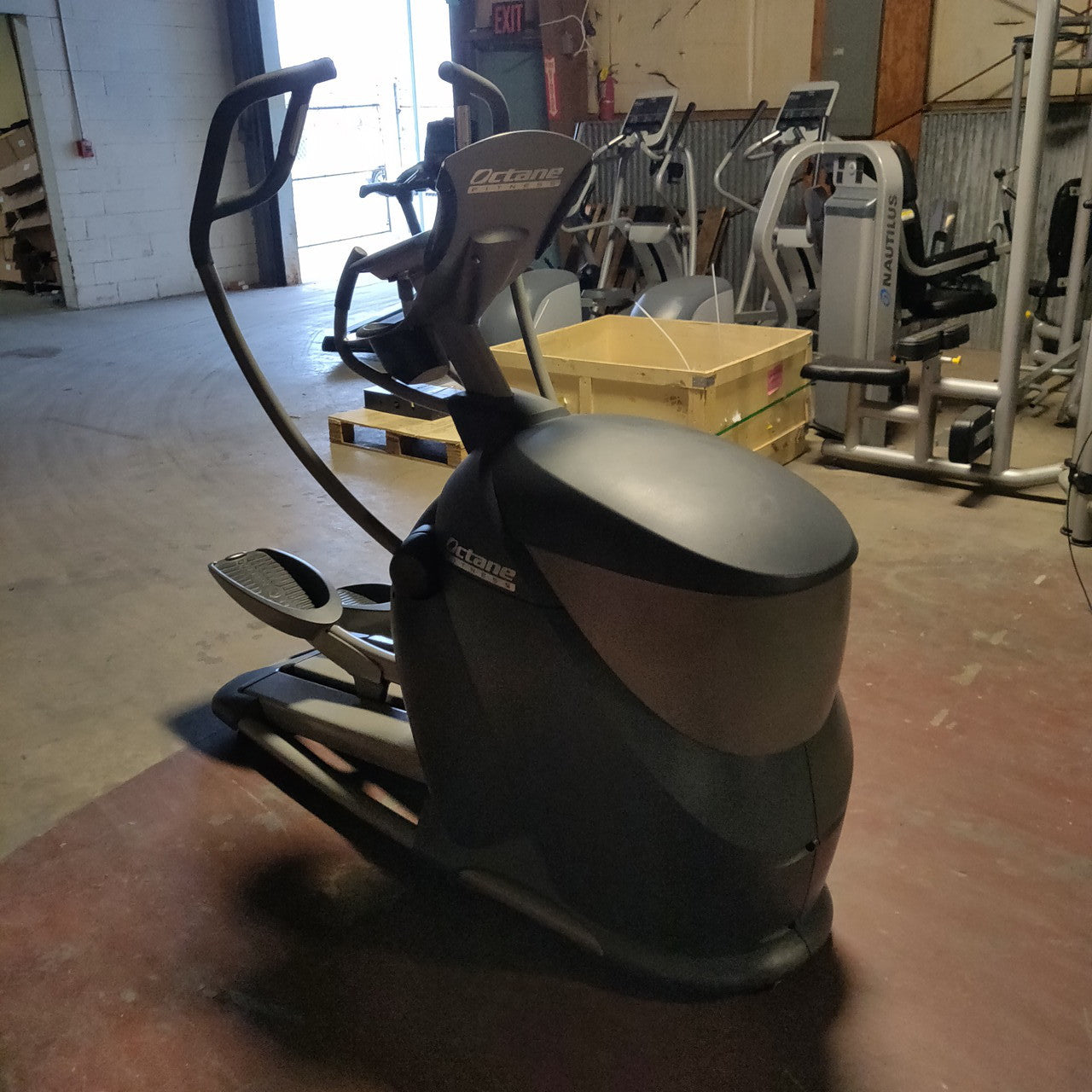 Octane Pro 3700 Elliptical